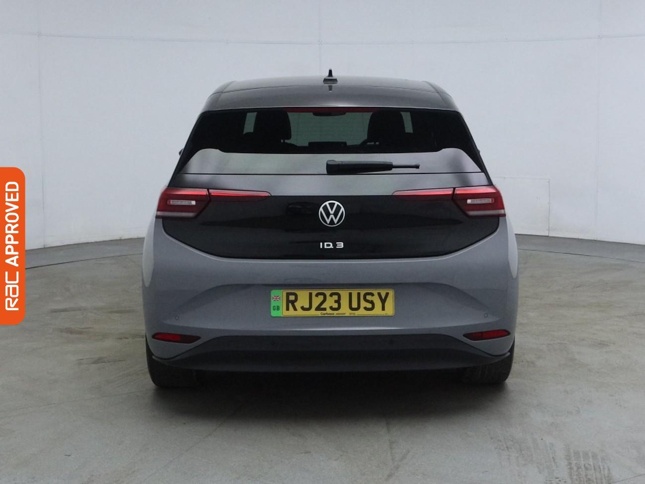 Volkswagen ID.3 view 9
