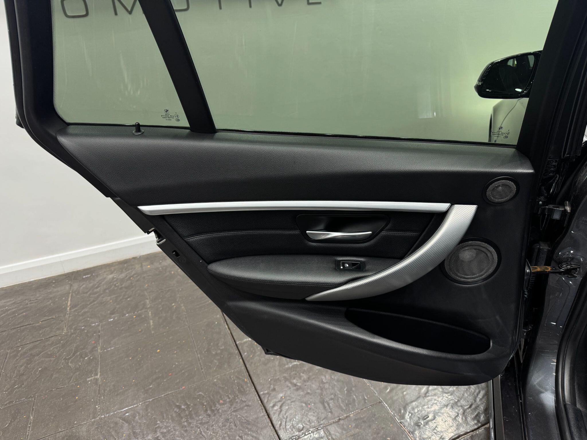 BMW 3 Series view 47