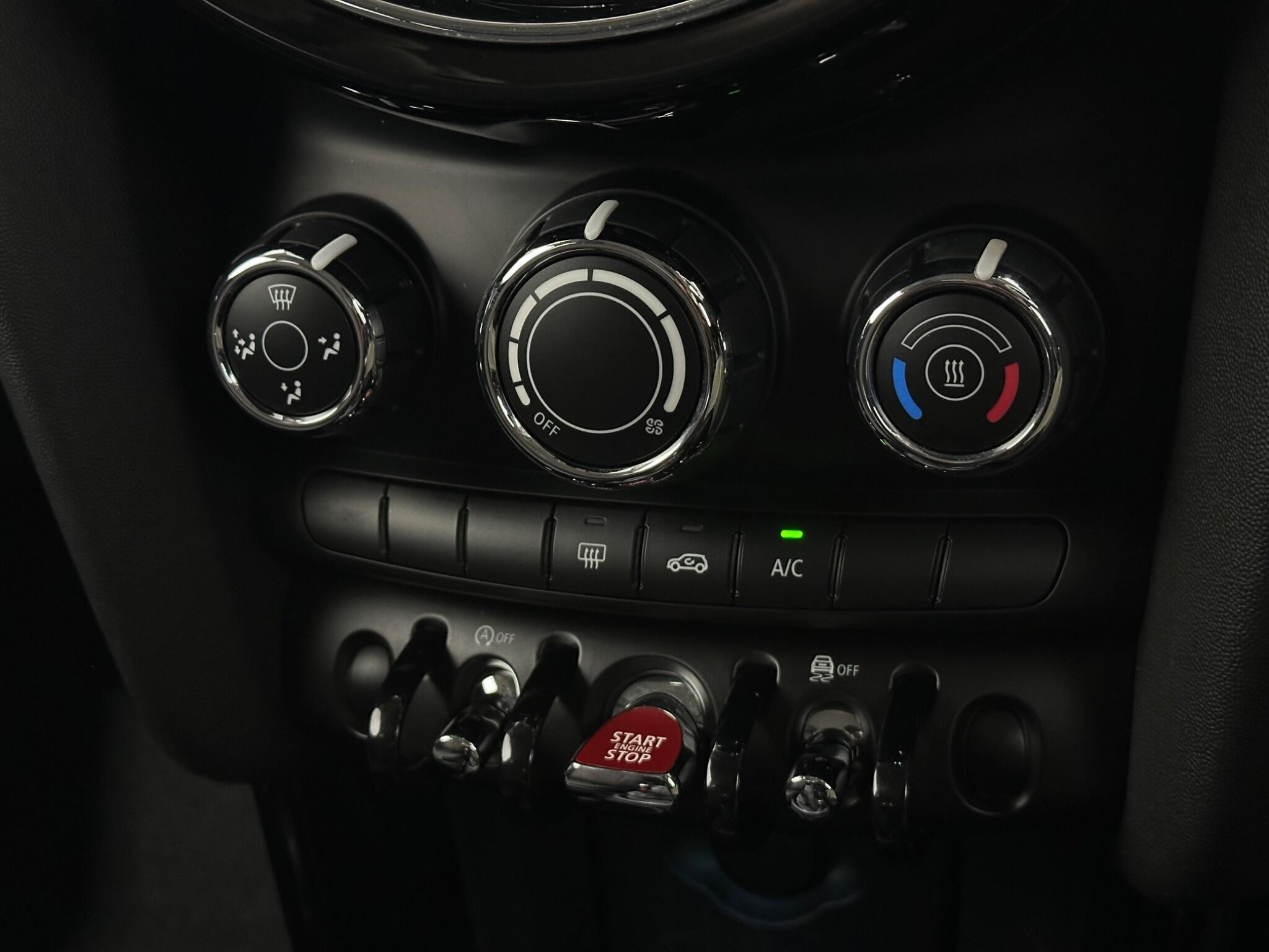 Mini Cooper view 22