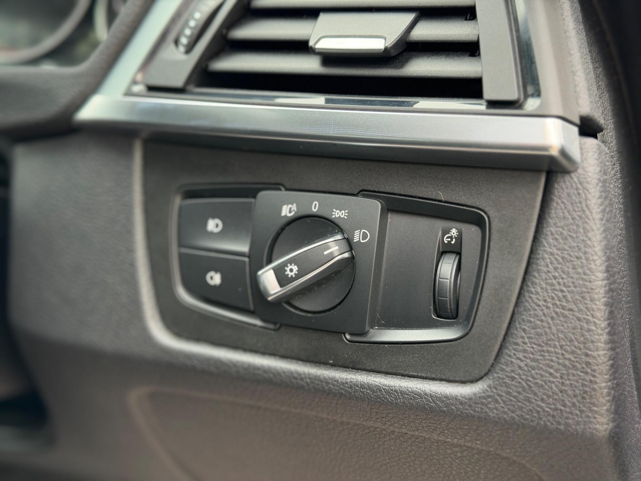 BMW 4 Series view 14