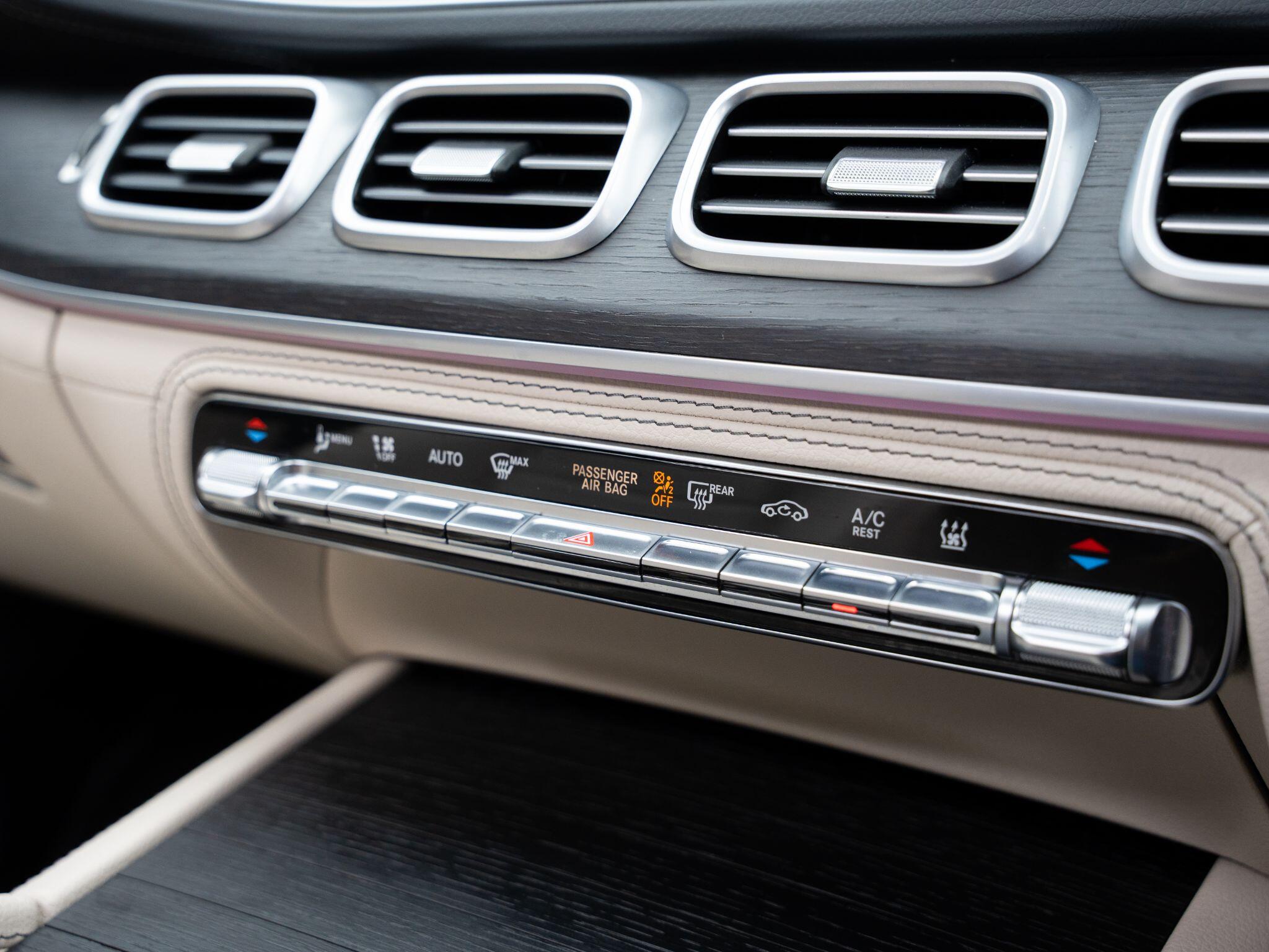 Mercedes-Benz GLE view 35