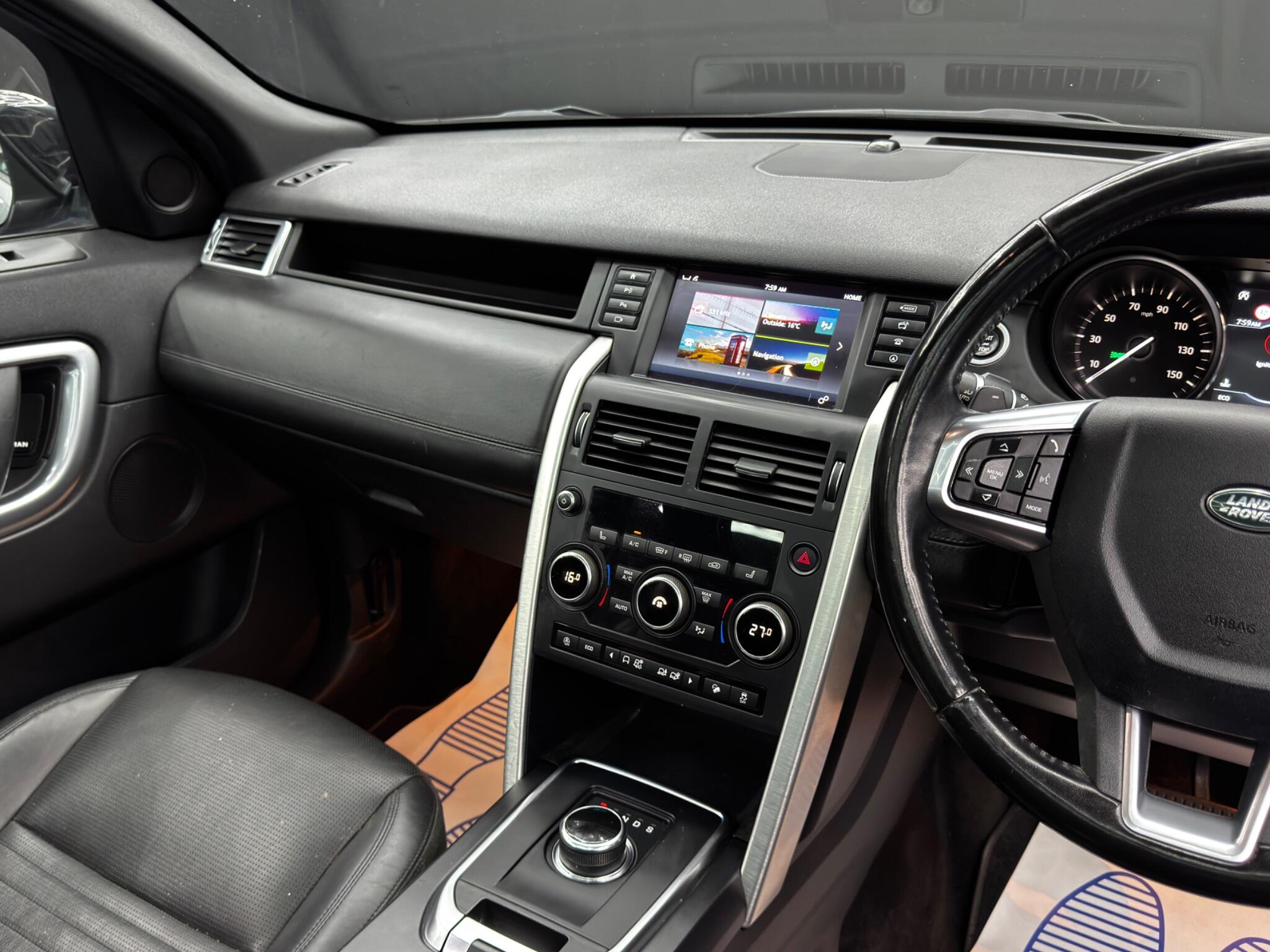 Land Rover Discovery Sport view 23