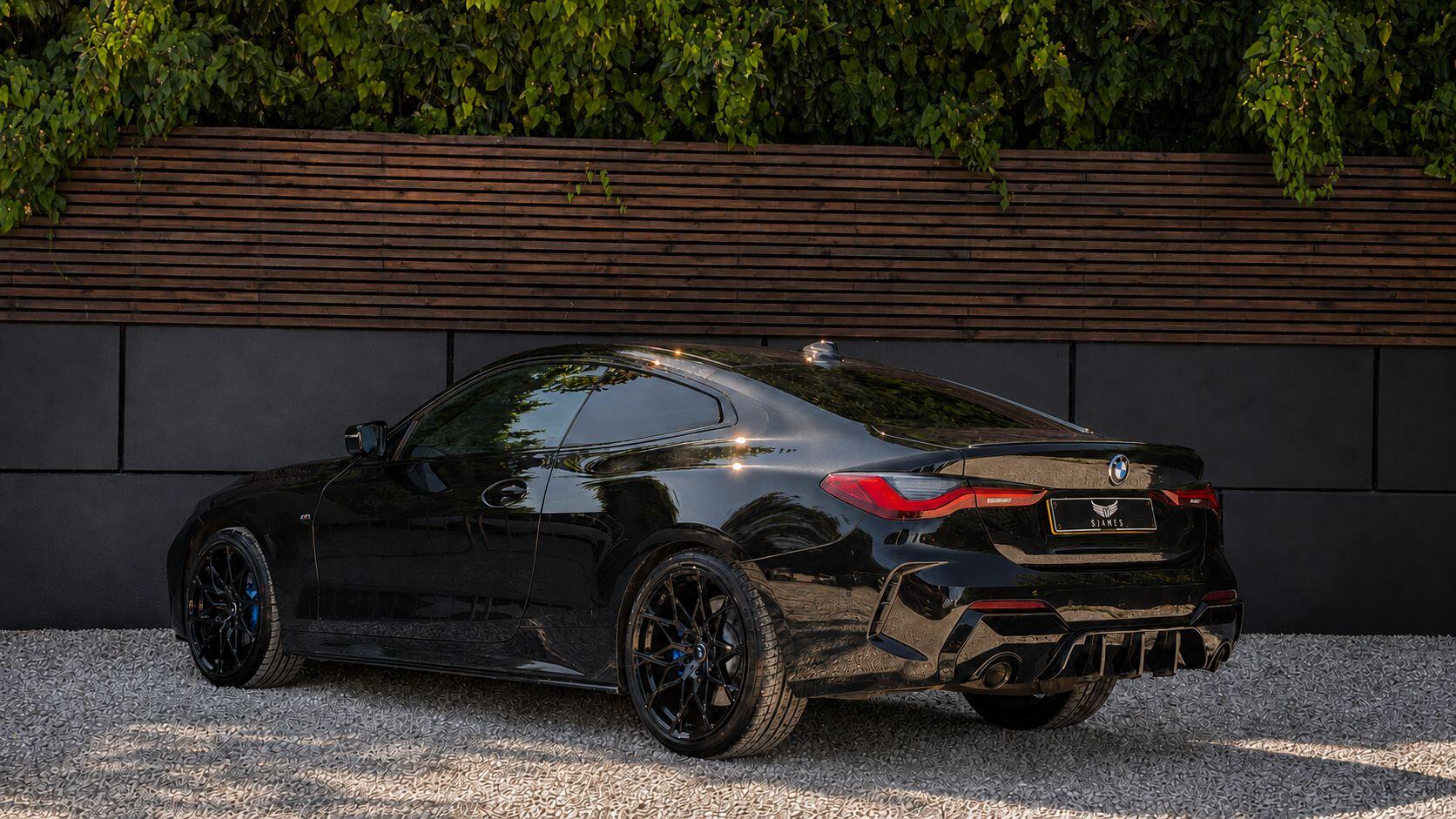 BMW 4 Series view 8