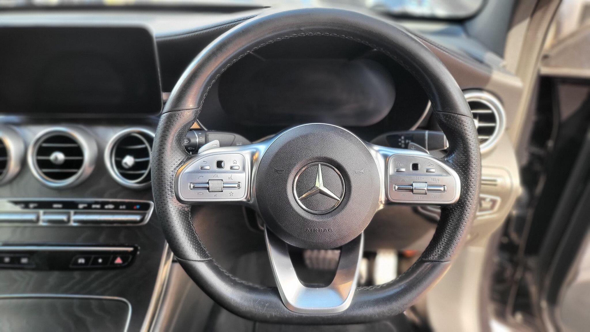 Mercedes-Benz Mercedes-Benz GLC view 28