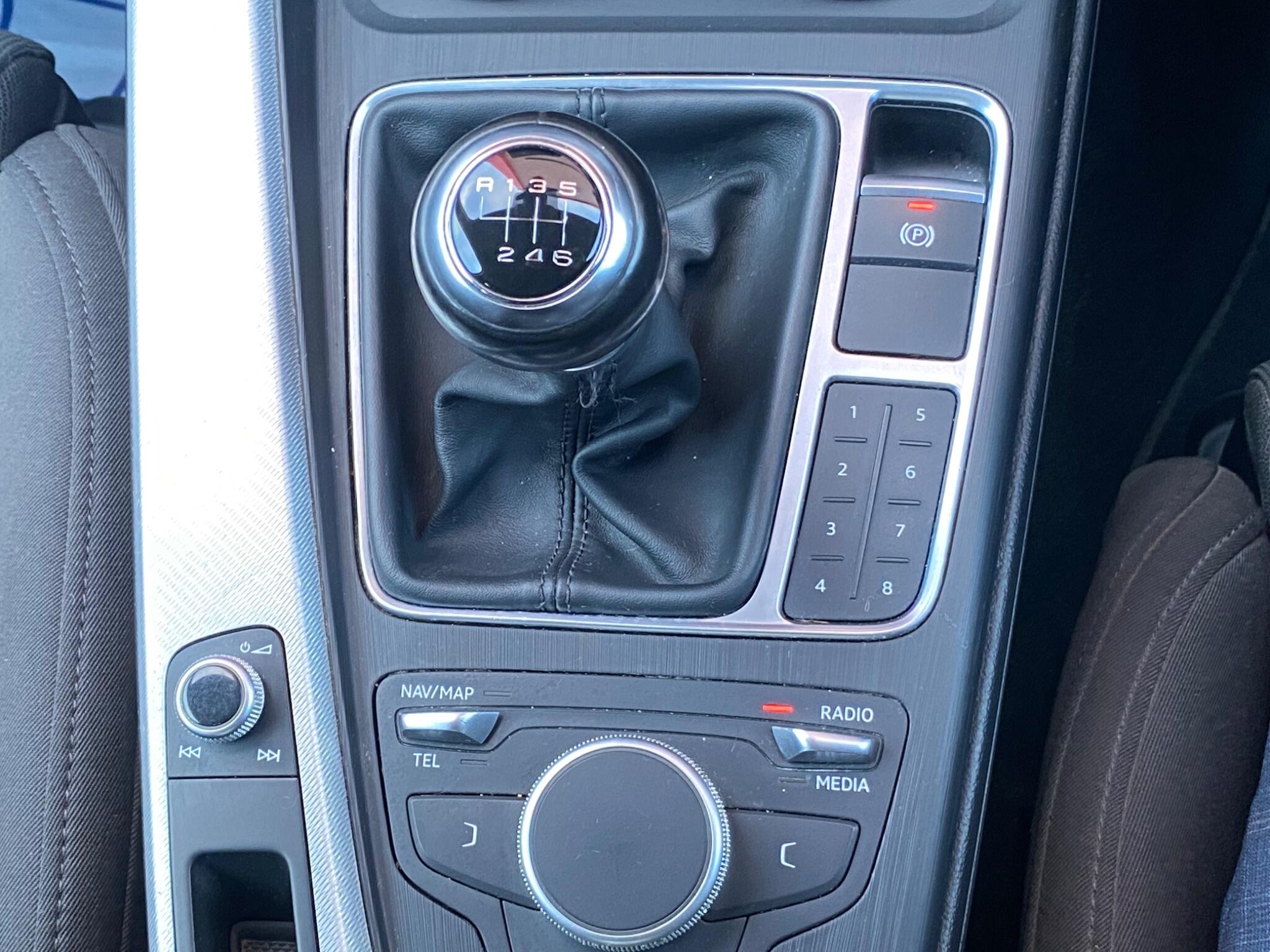 Audi A4 view 25
