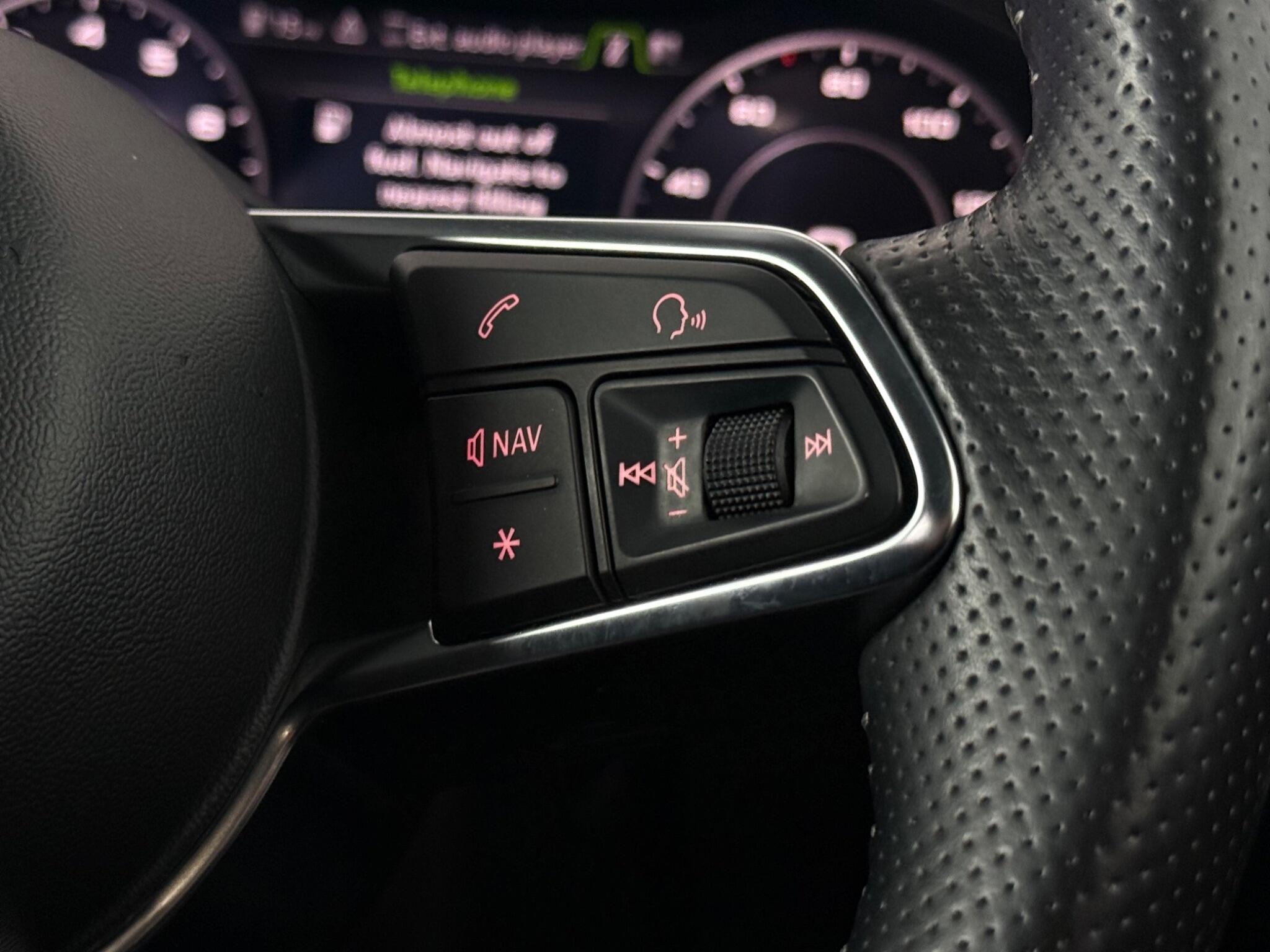 Audi TT view 16
