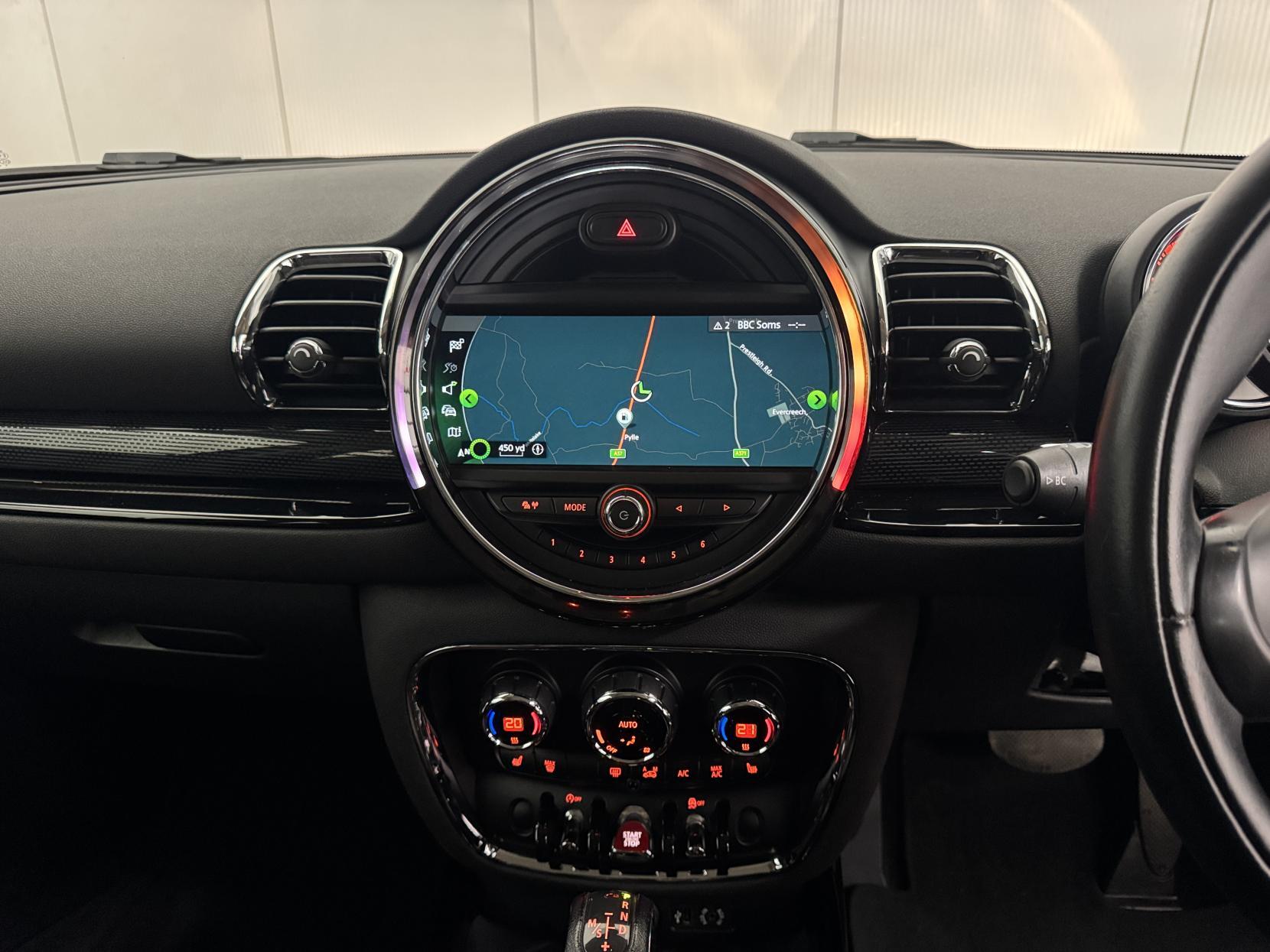 MINI Clubman view 67