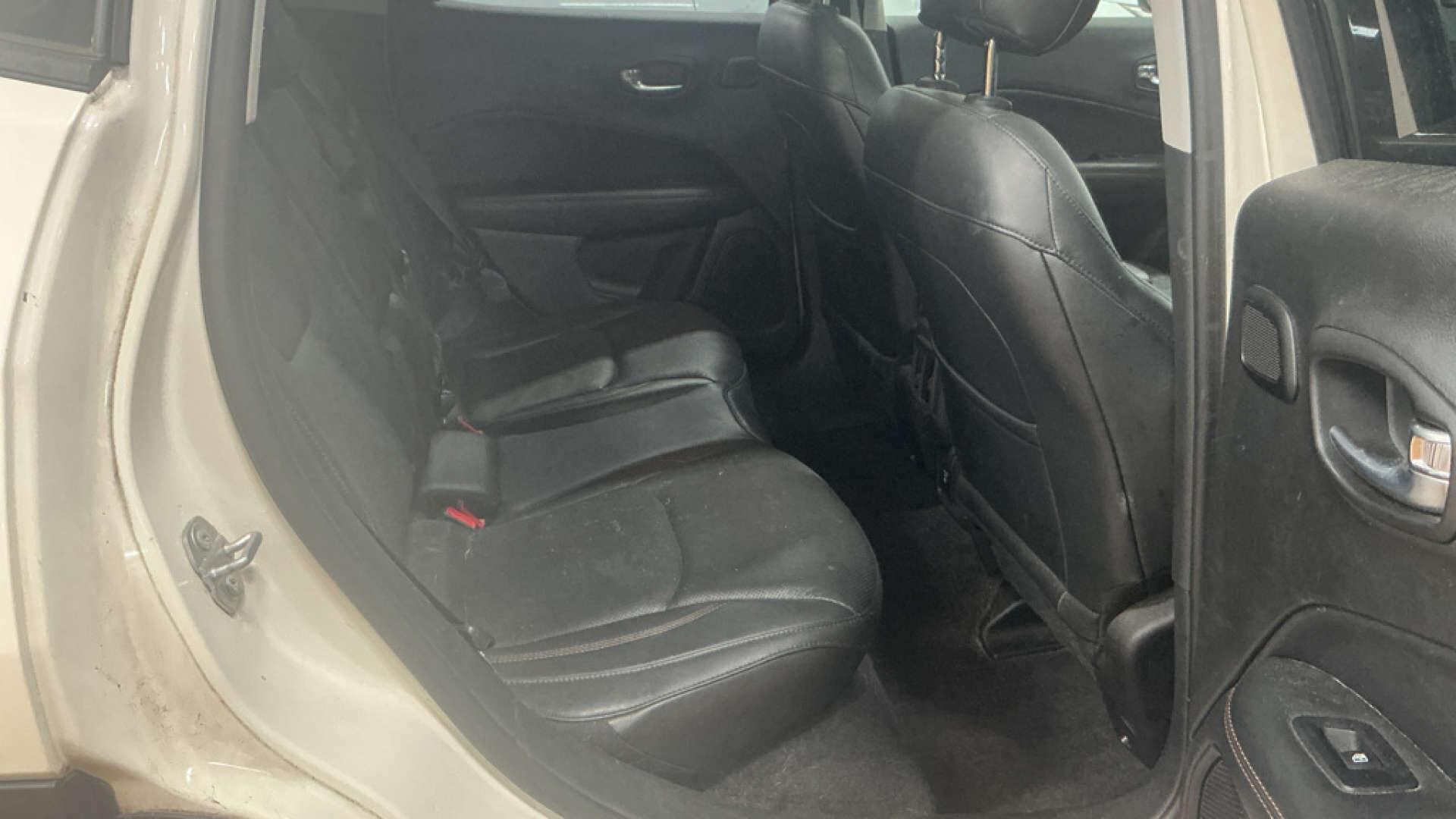 Jeep Compass view 13