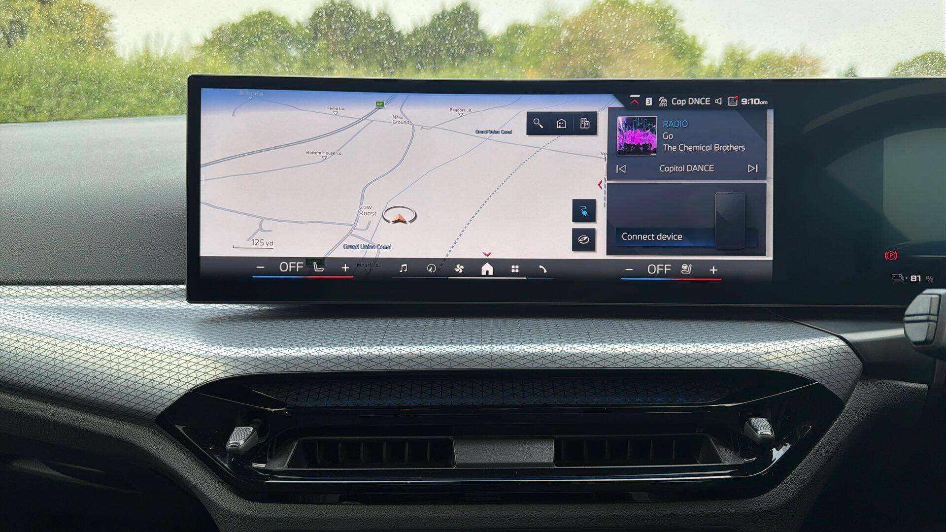 BMW i4 view 8