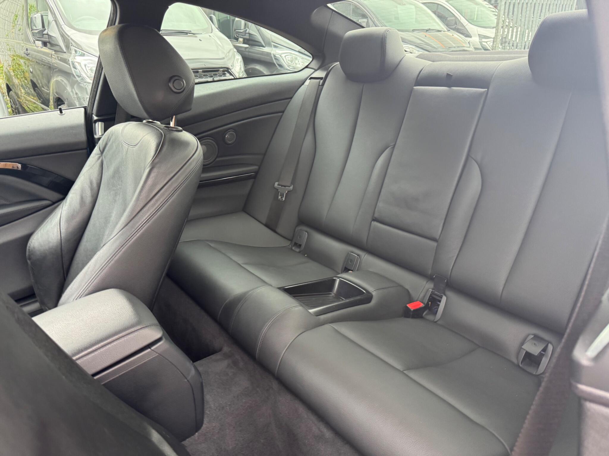 BMW 4 Series view 14