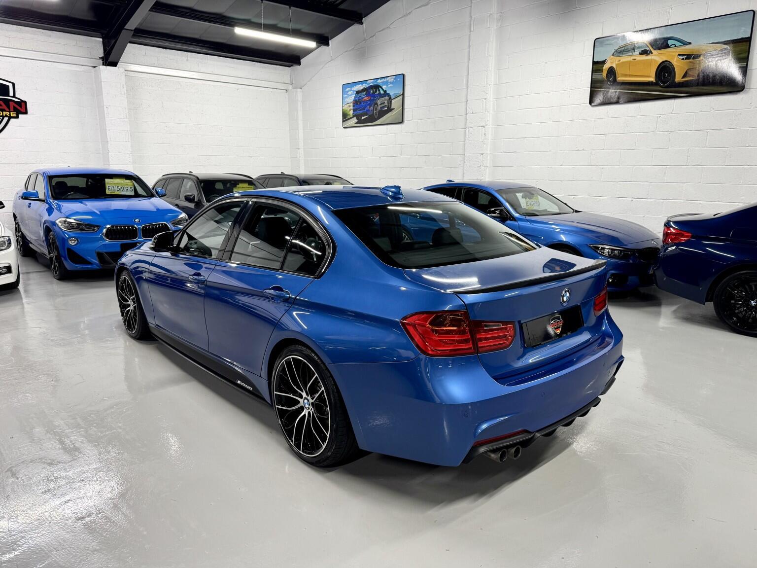 BMW 3 Series view 17