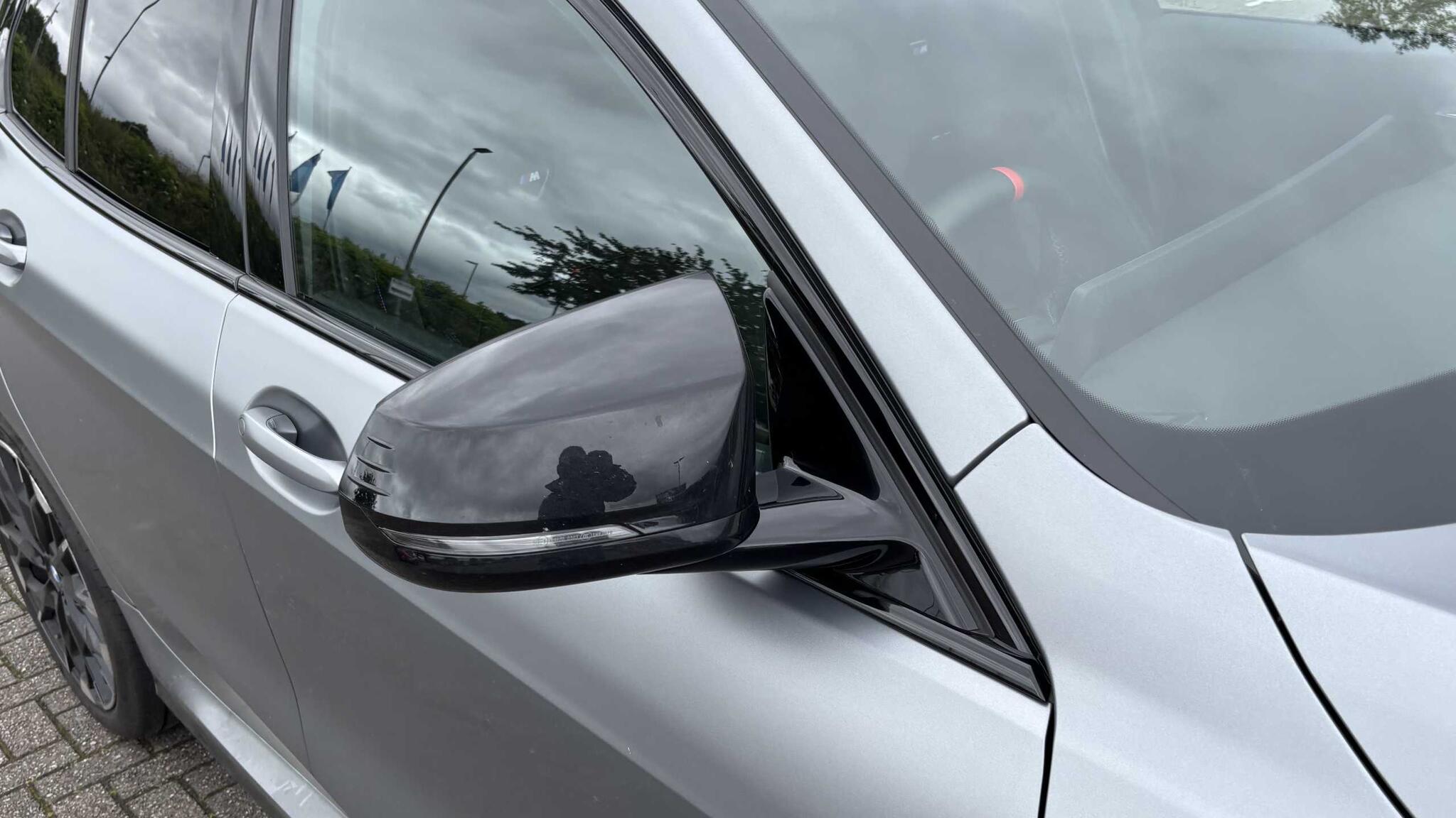BMW 1 Series view 19