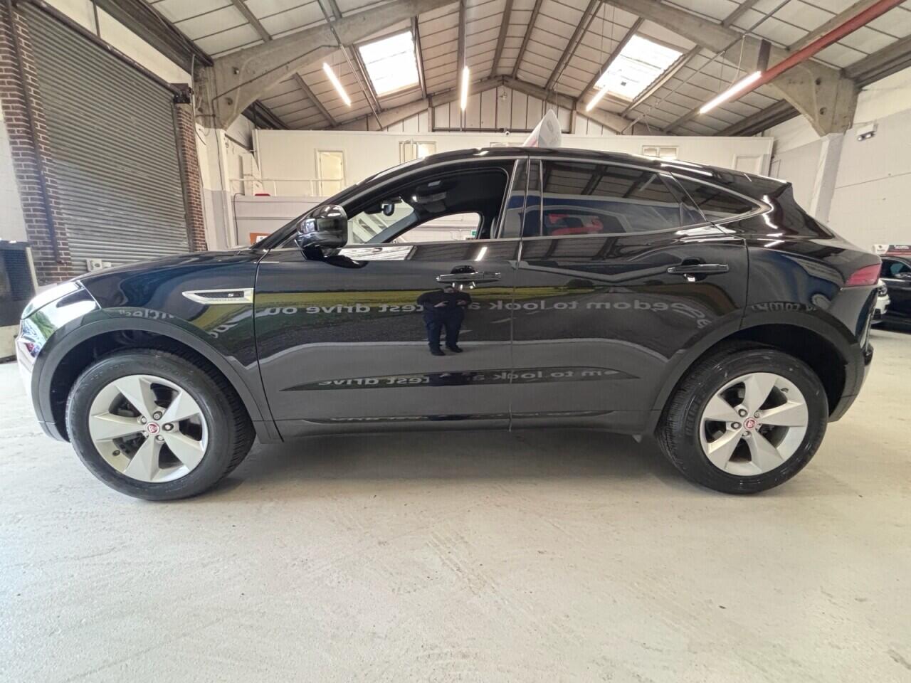 Jaguar E-Pace view 8