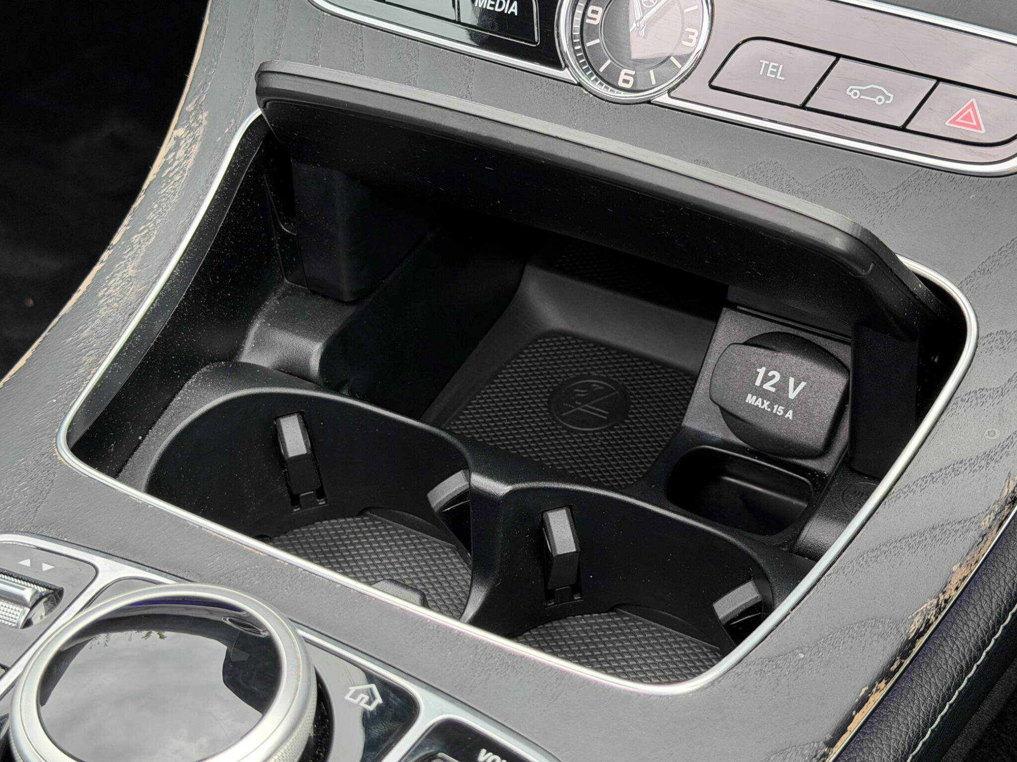 Mercedes-Benz E-Class view 44