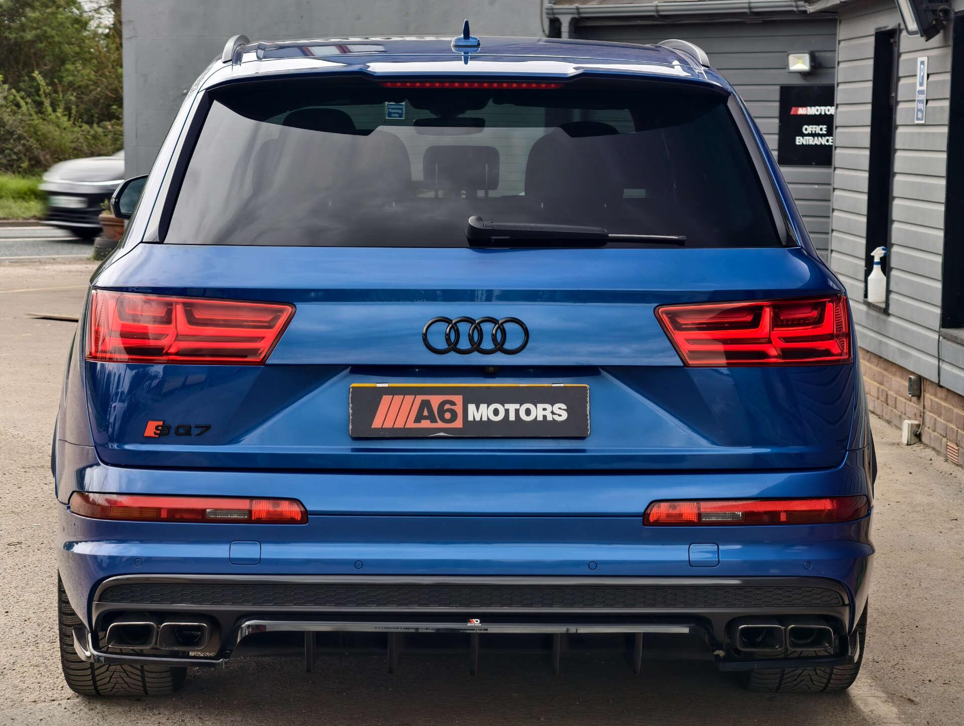 Audi SQ7 view 20