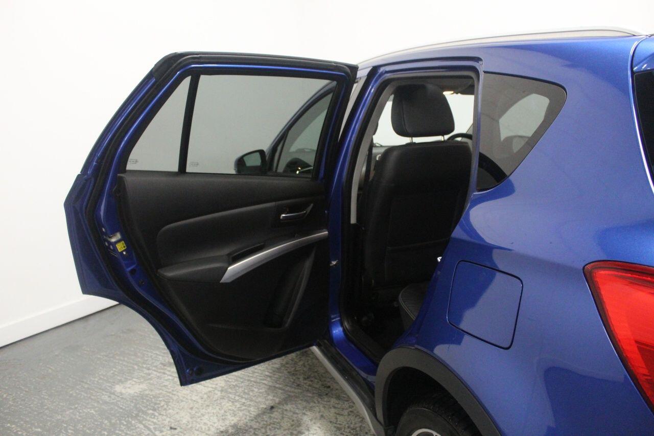 Suzuki SX4 S-Cross view 29
