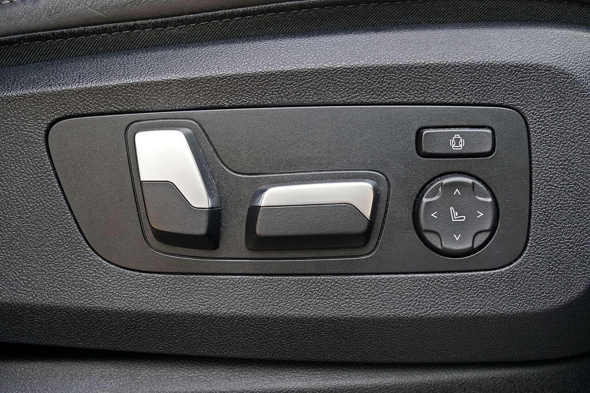 BMW X5 view 15