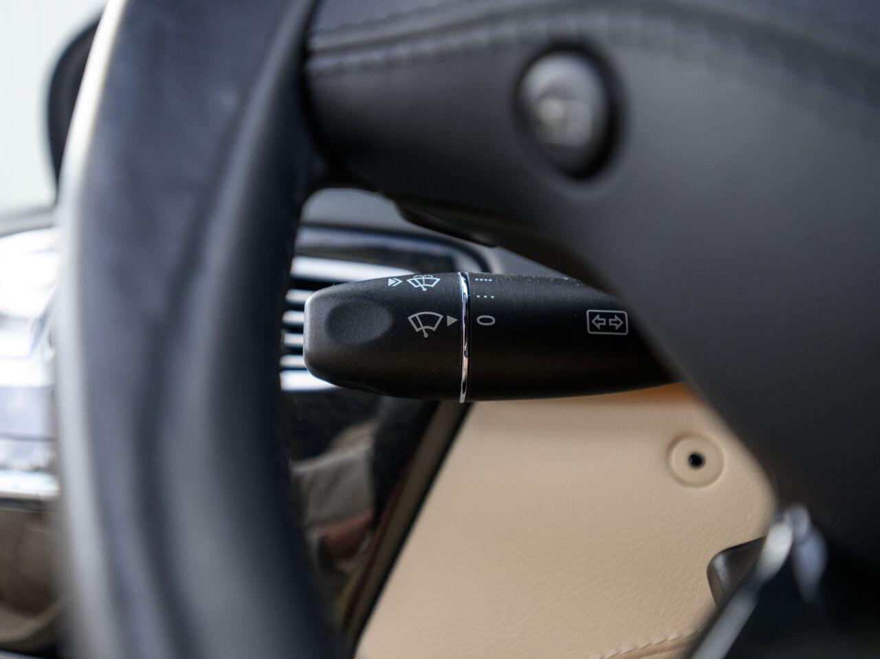 Mercedes-Benz CL view 32