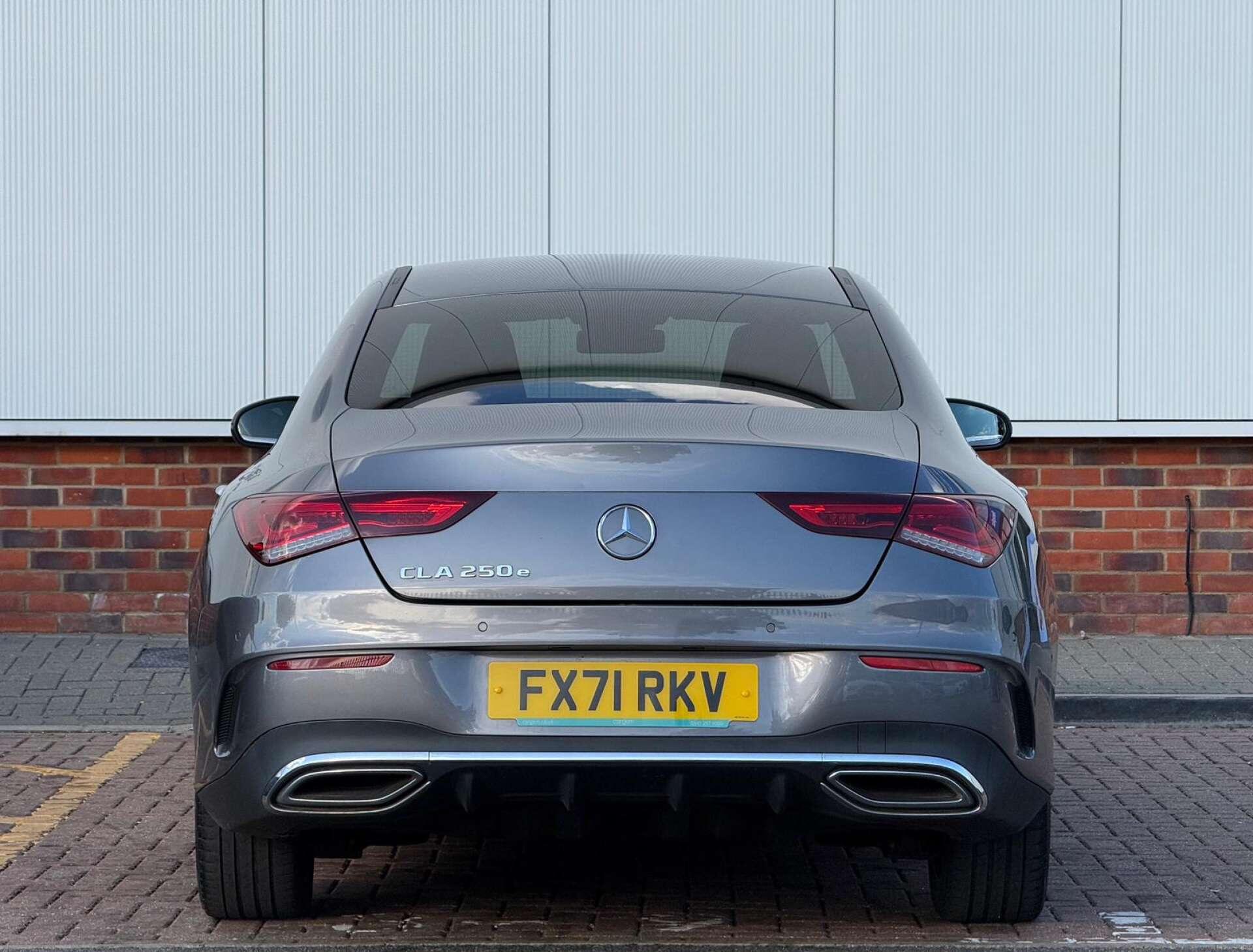 Mercedes-Benz Cla view 5