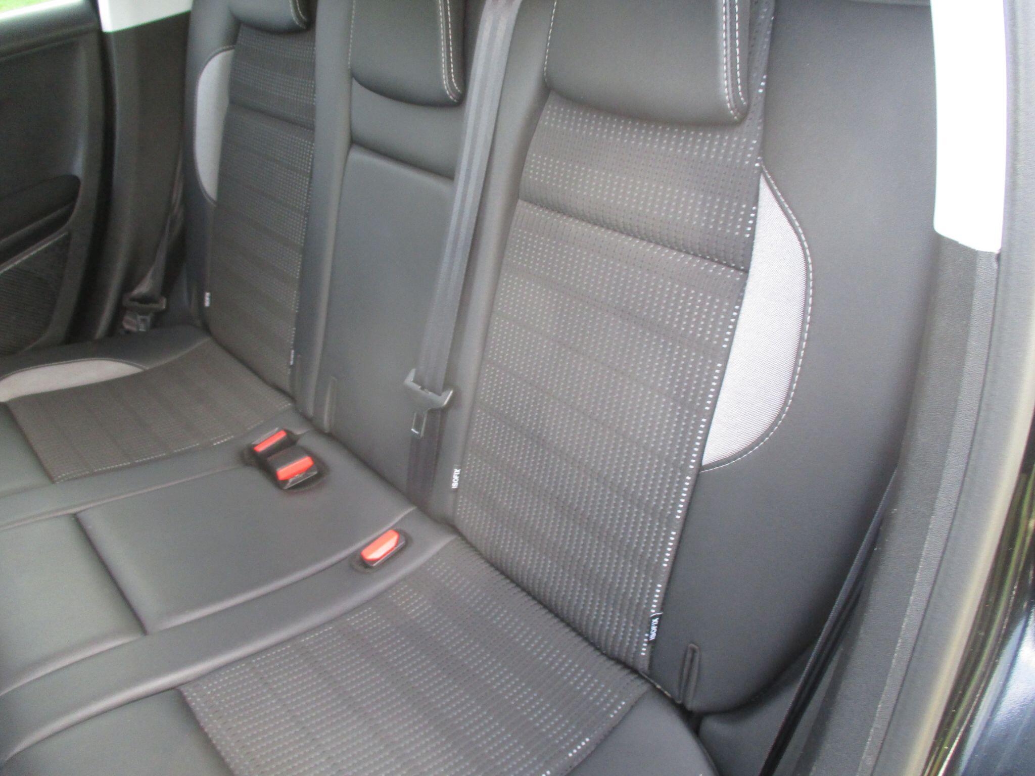 Peugeot 2008 view 31