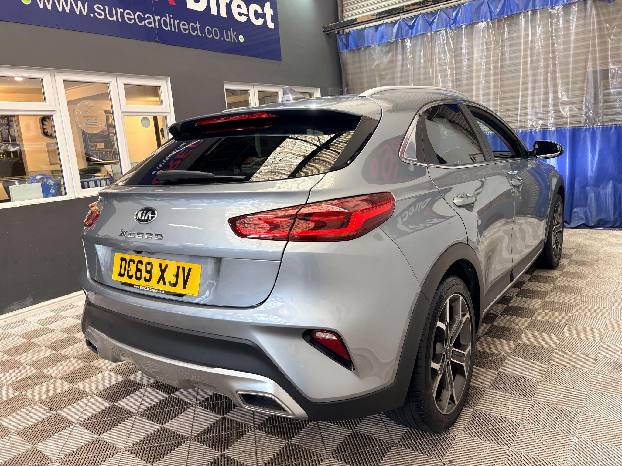 Kia Xceed view 3