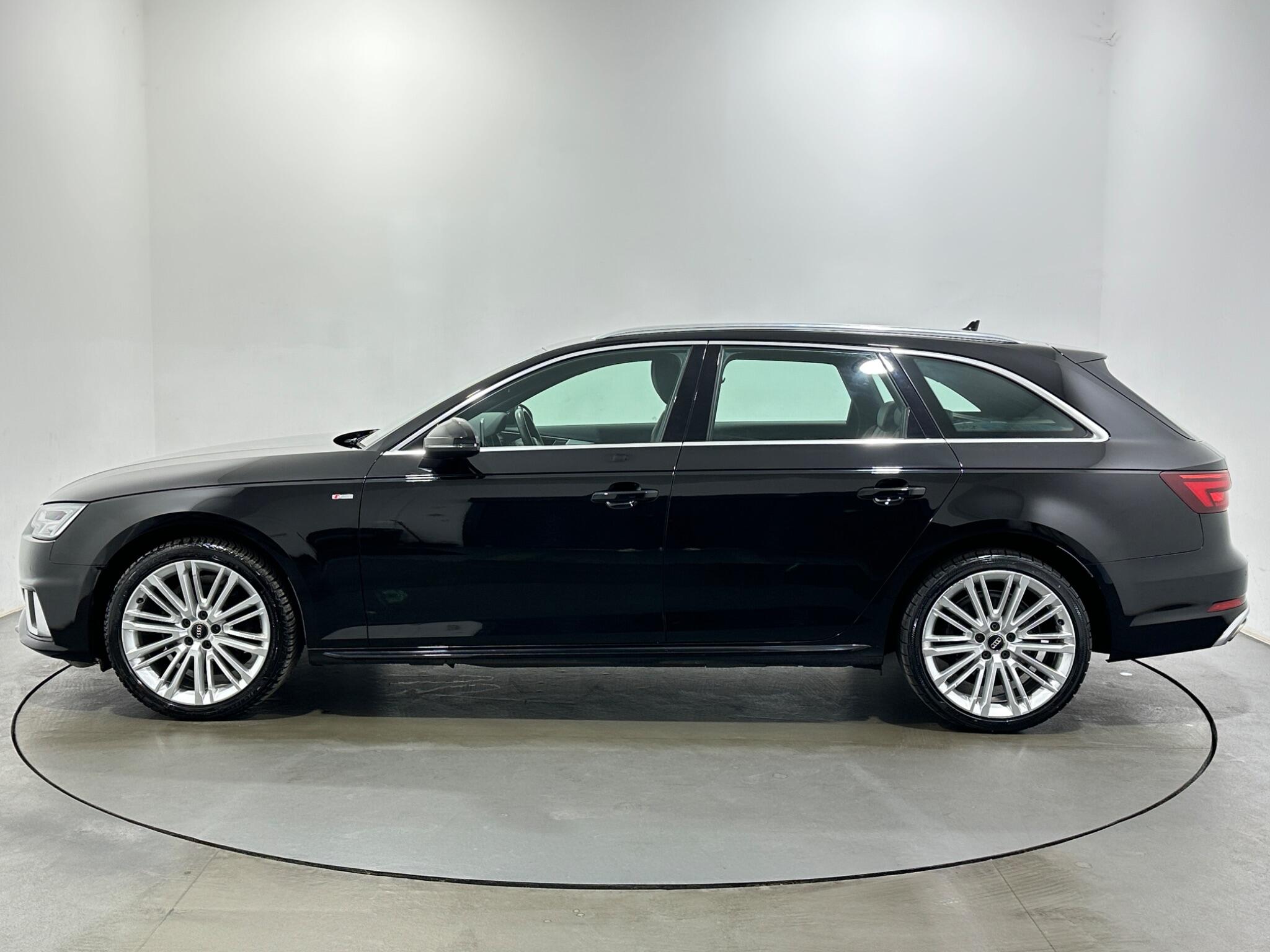 Audi A4 view 5