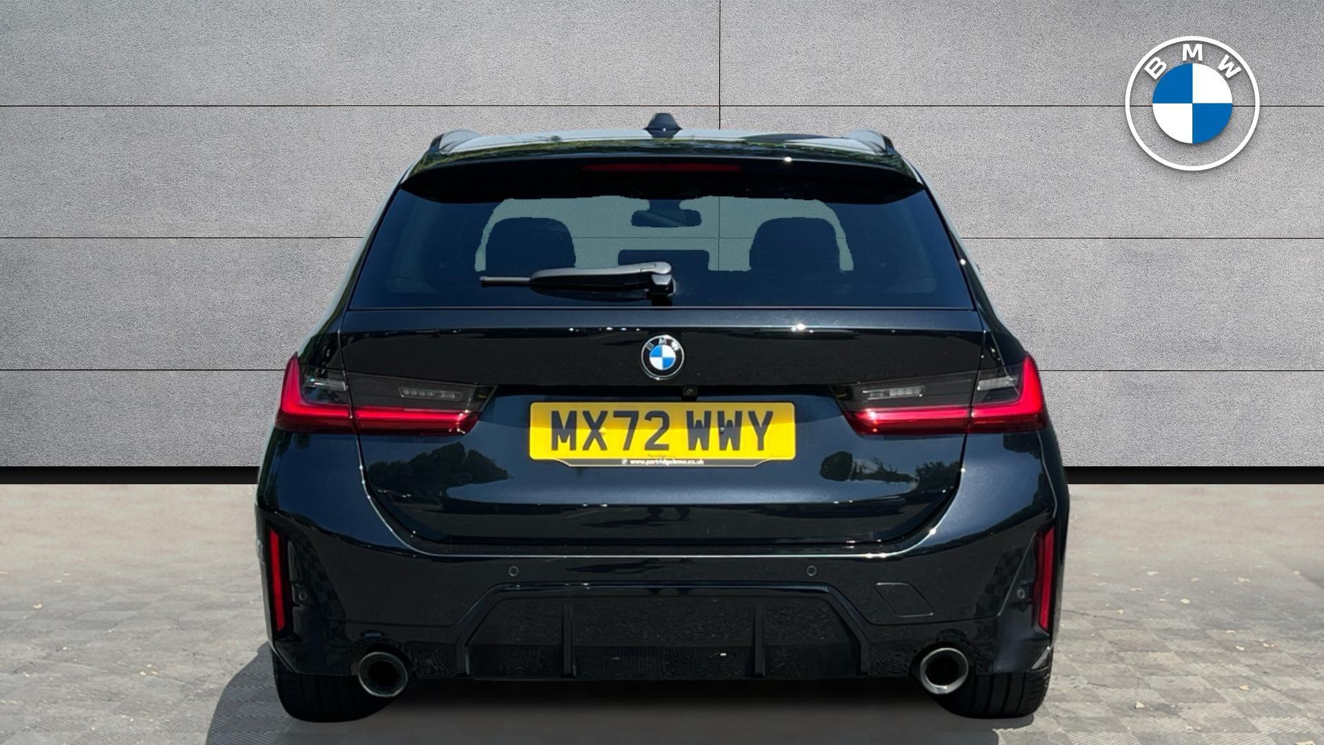 BMW 3 Series view 15