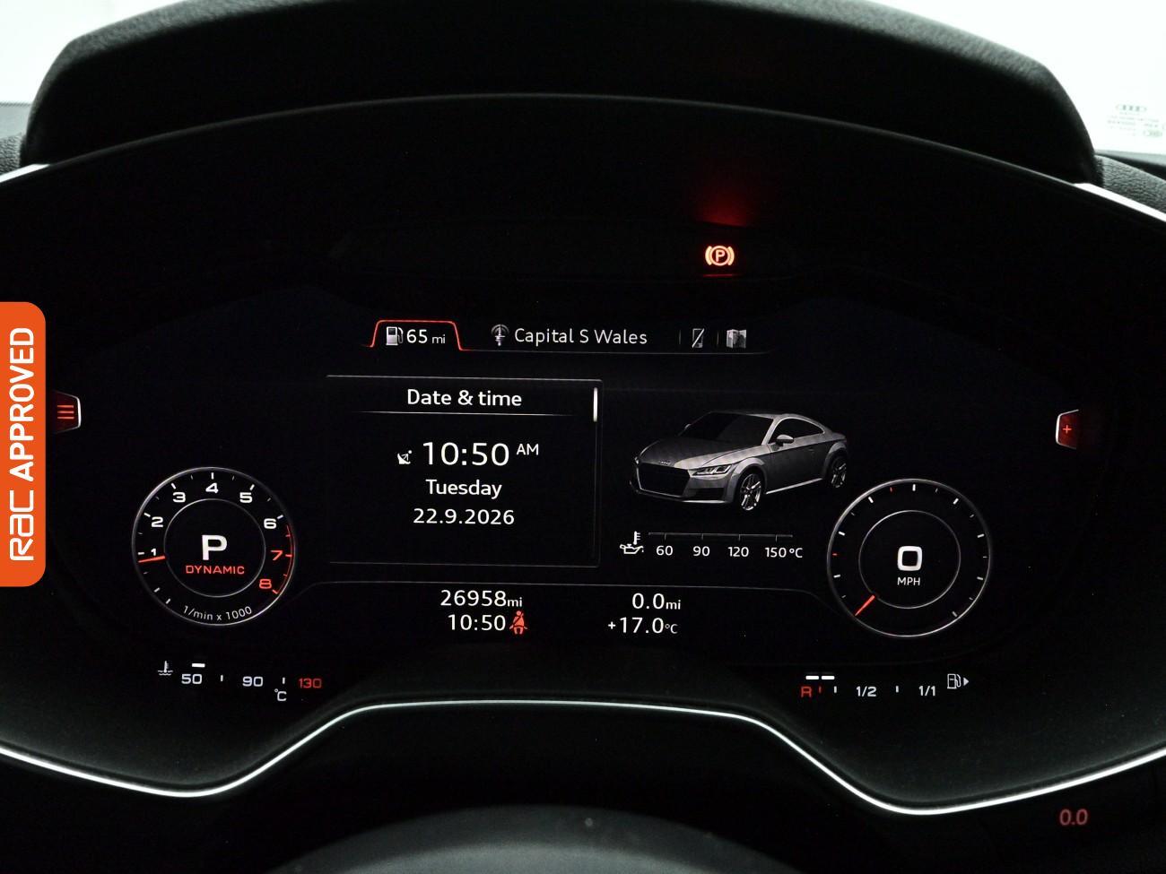 Audi TT view 11