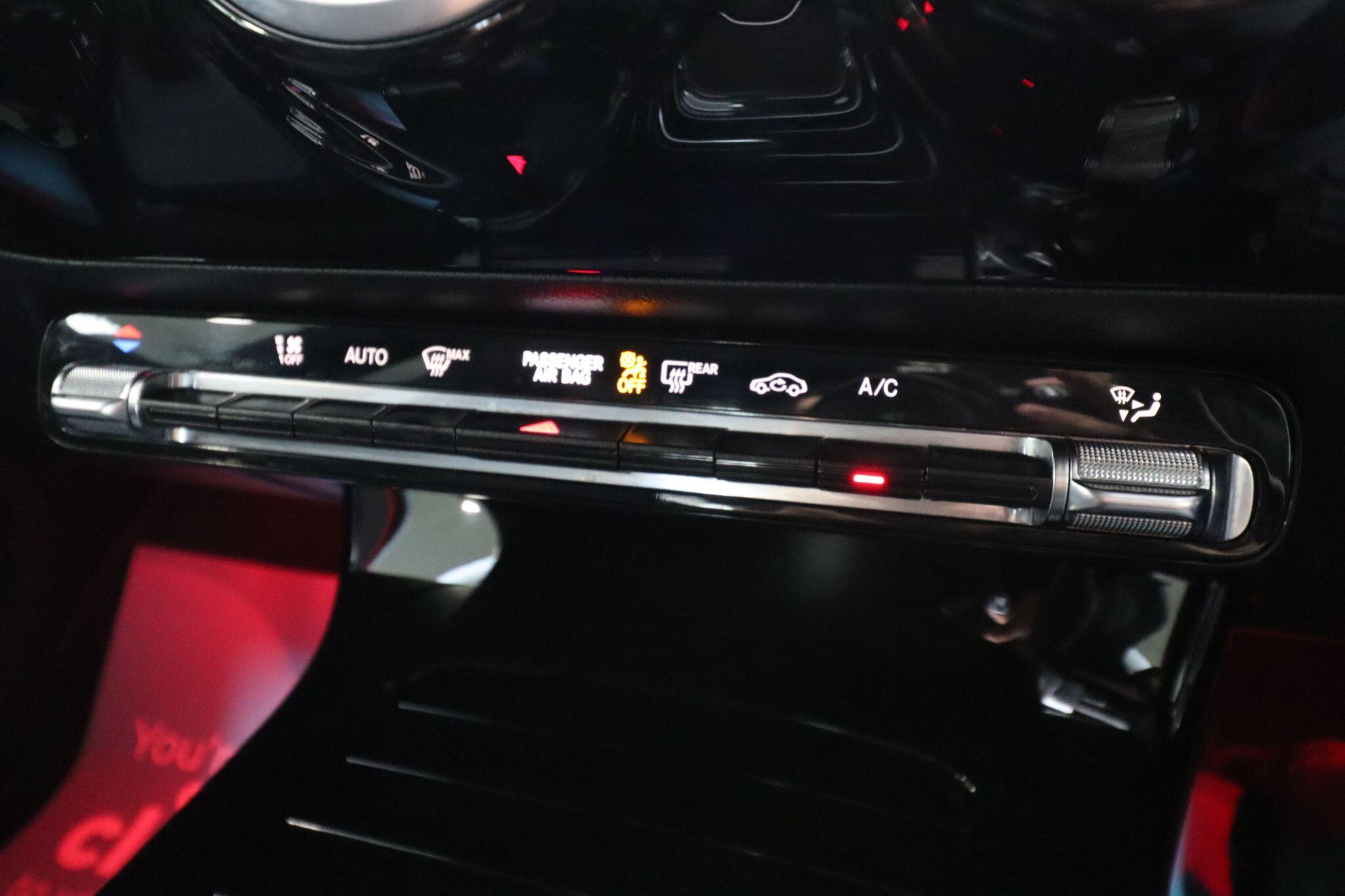 Mercedes-Benz Cla view 21