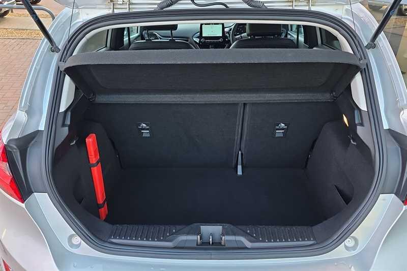 Ford Fiesta view 24
