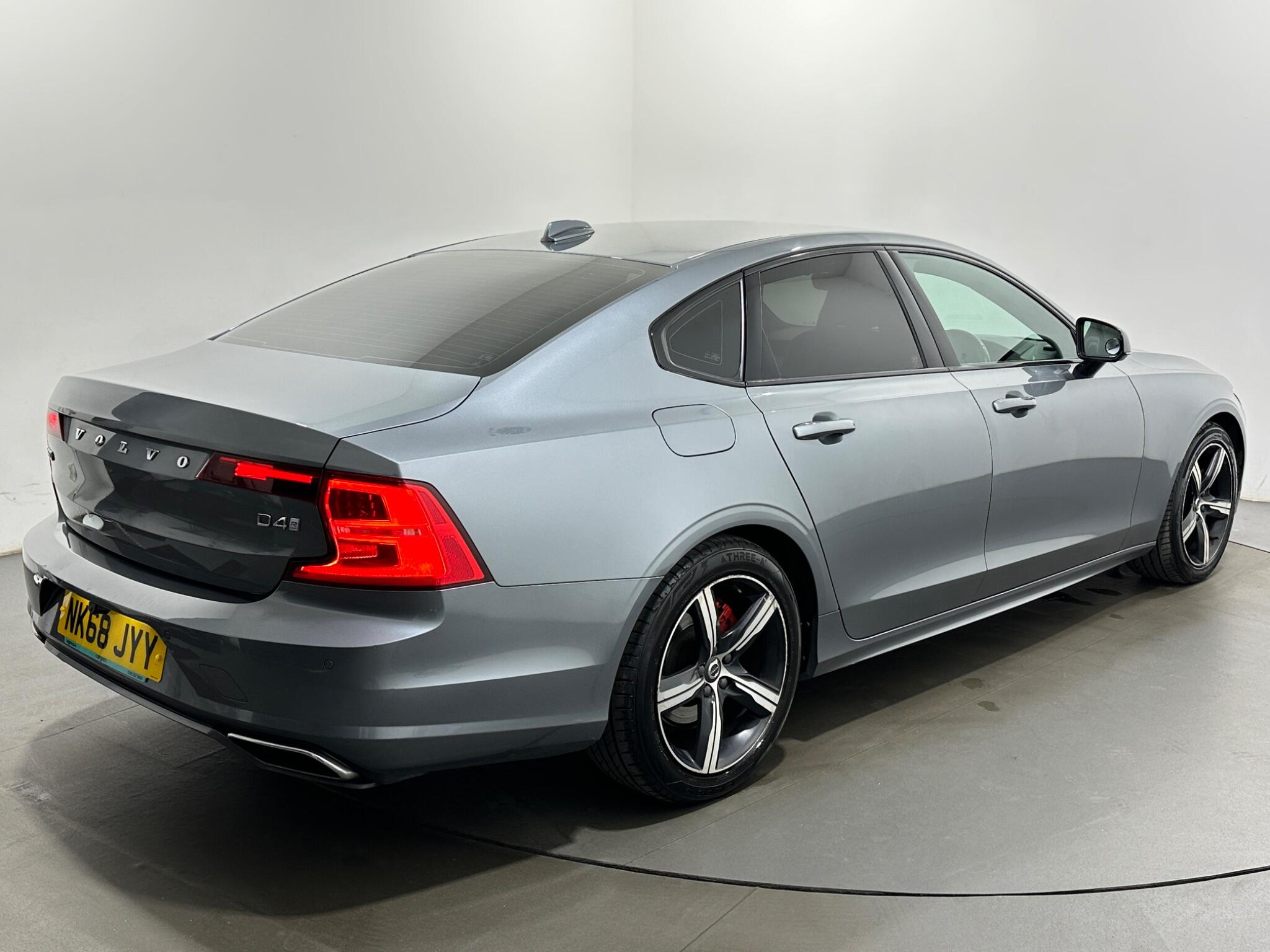 Volvo S90 view 51