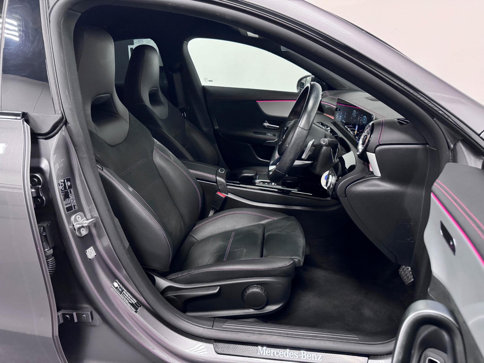 Mercedes-Benz Cla view 29