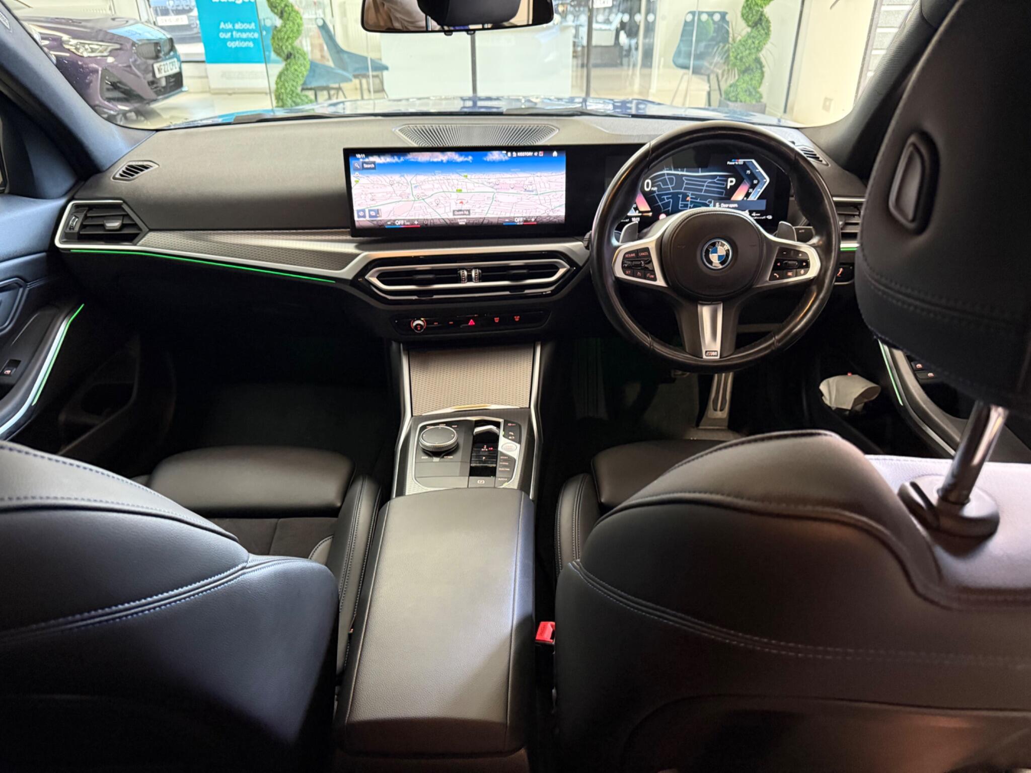 BMW 3 Series view 7