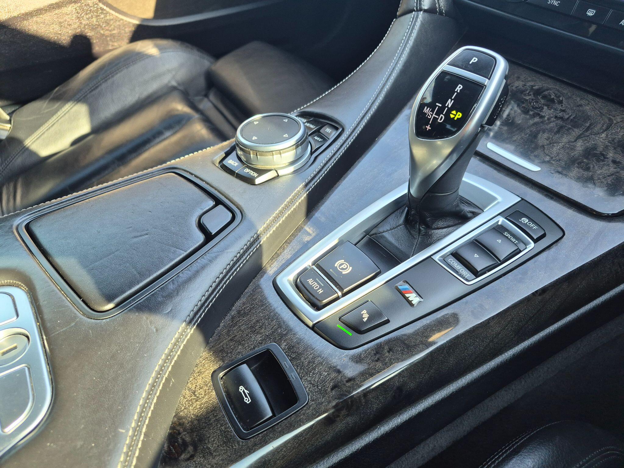 BMW 6 Series view 18