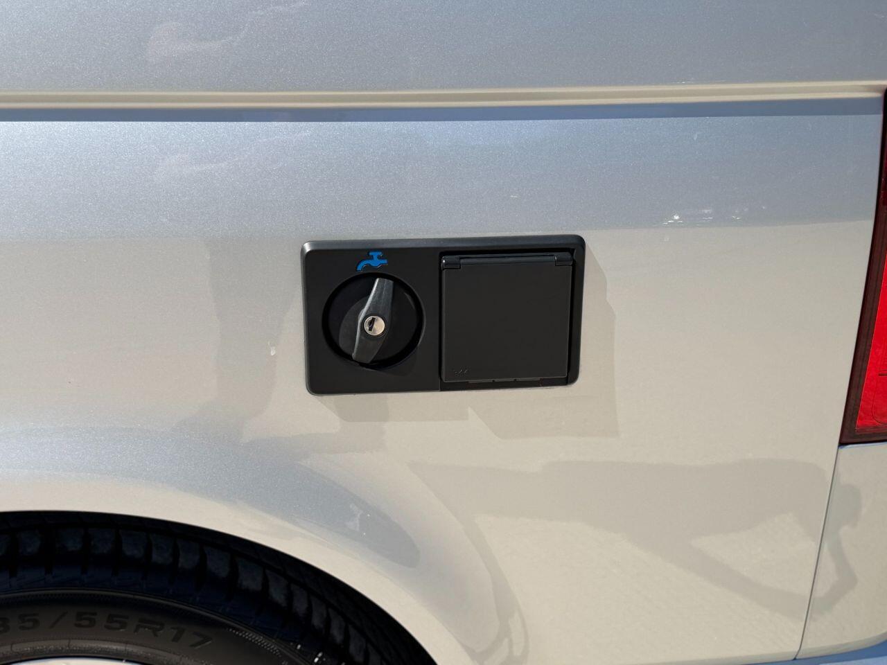 Volkswagen California view 6