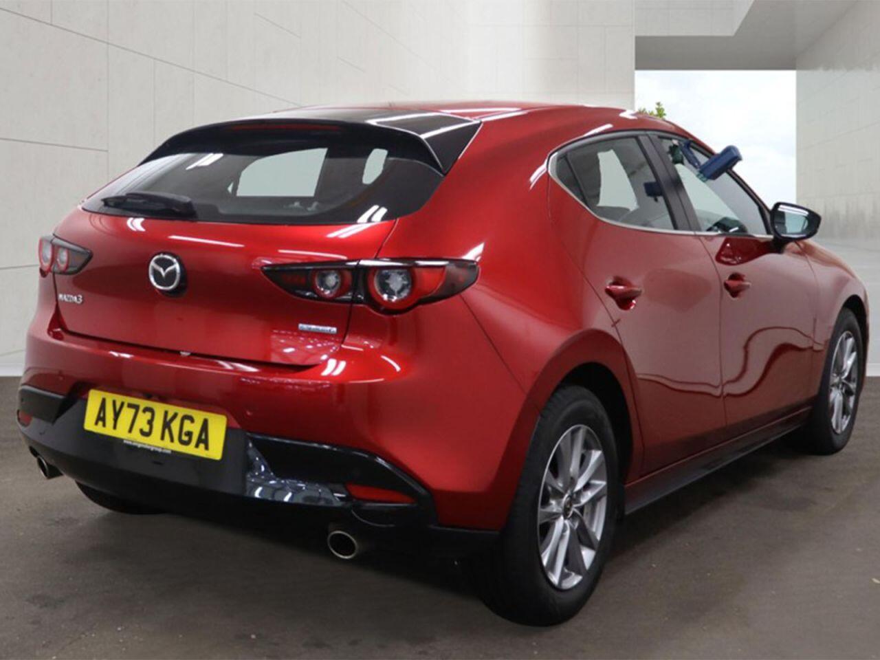 Mazda Mazda3 view 4