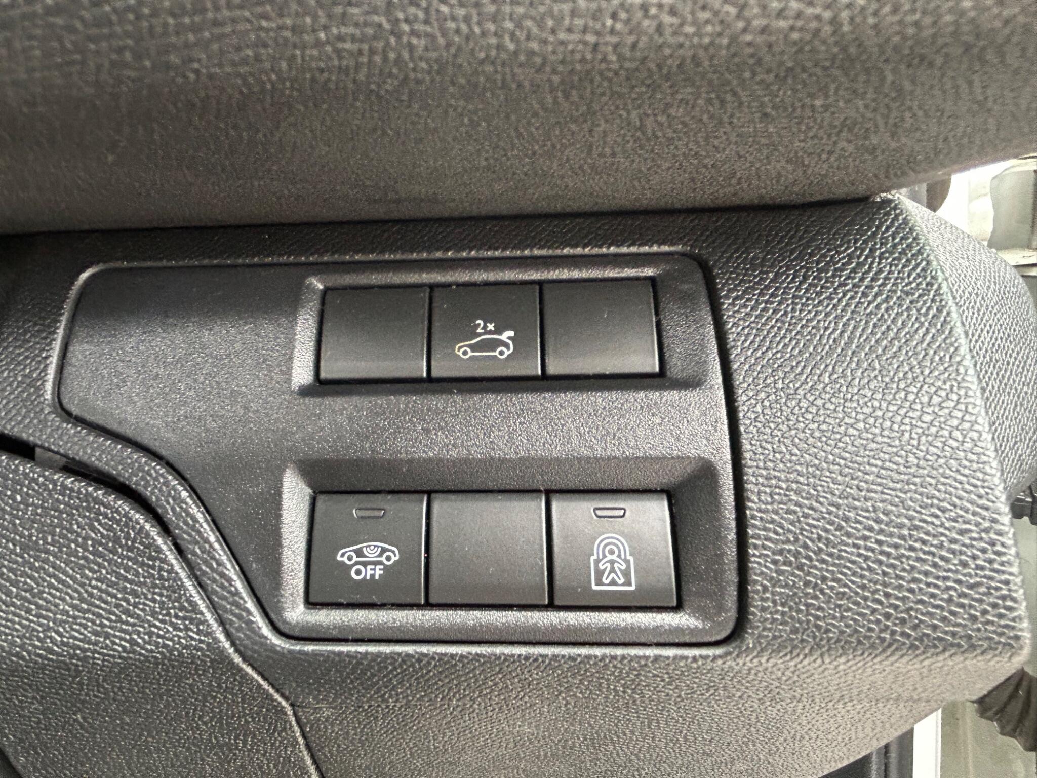 Peugeot 5008 view 29