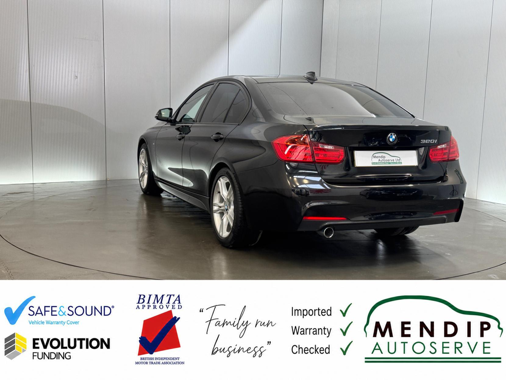 BMW 3 Series view 14