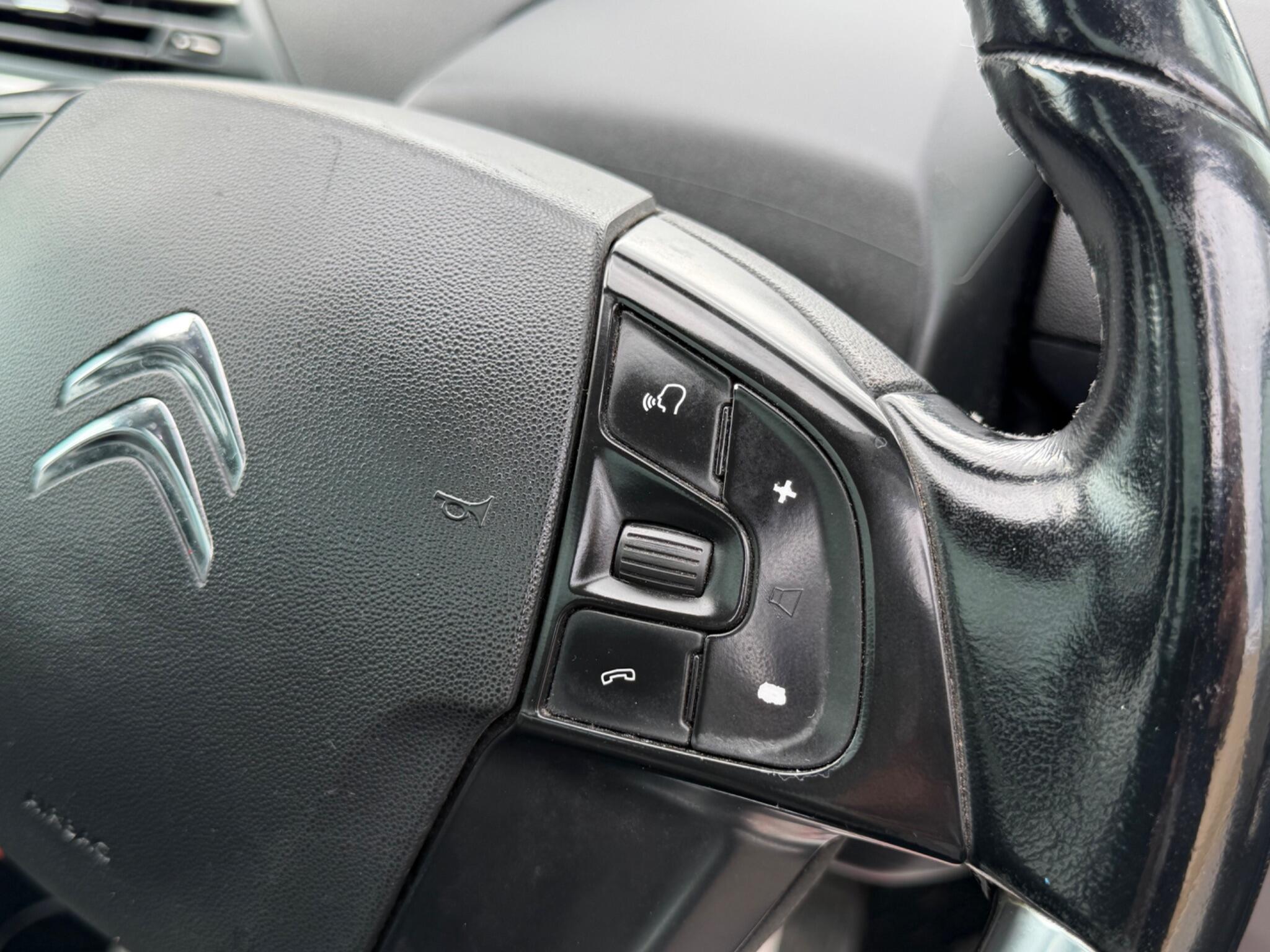 Citroen Grand C4 Picasso view 31