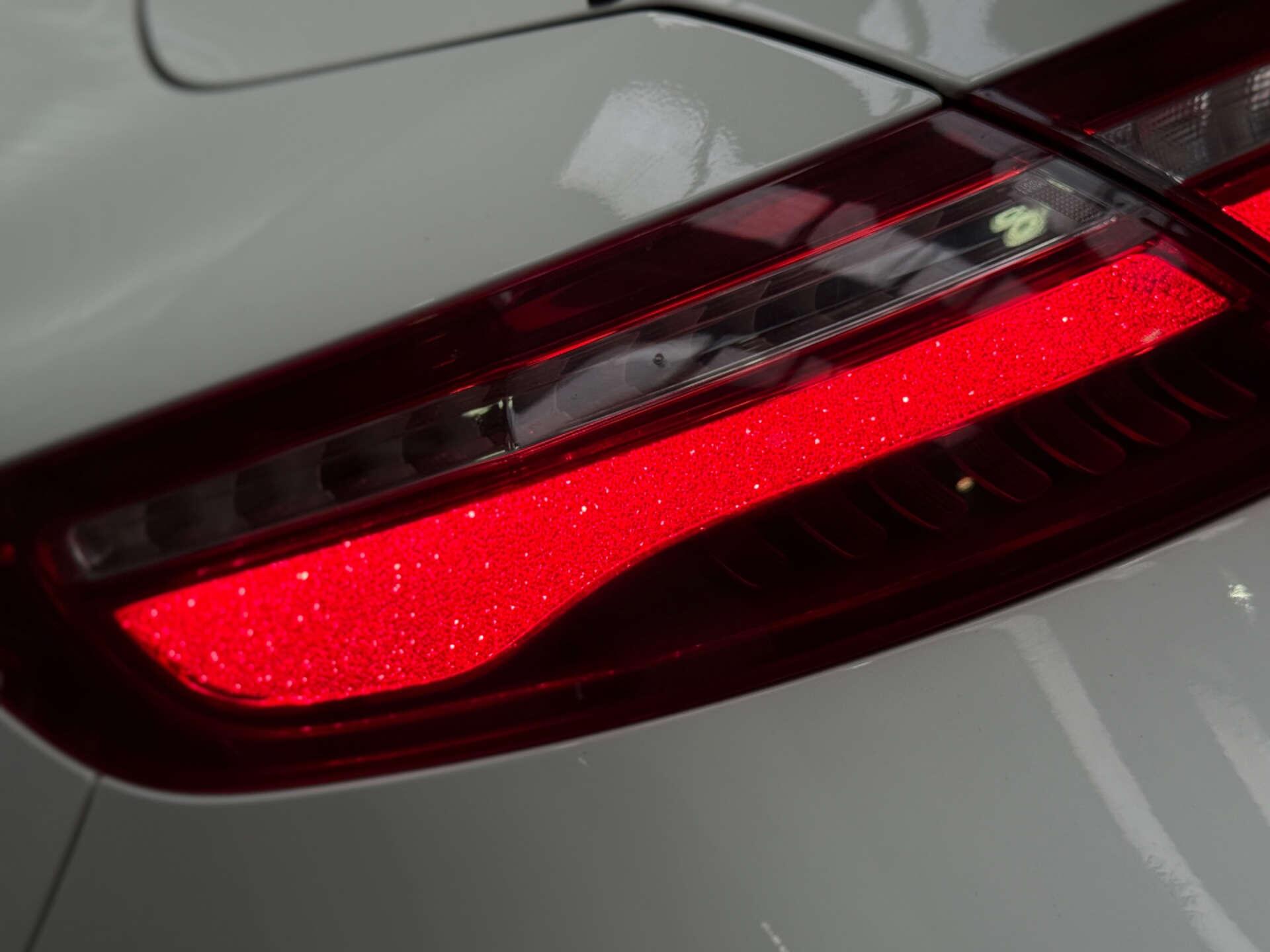 Mercedes-Benz E-Class view 11
