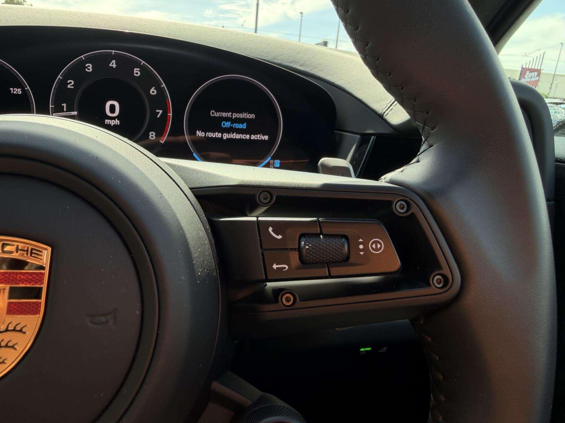 Porsche Cayenne view 23