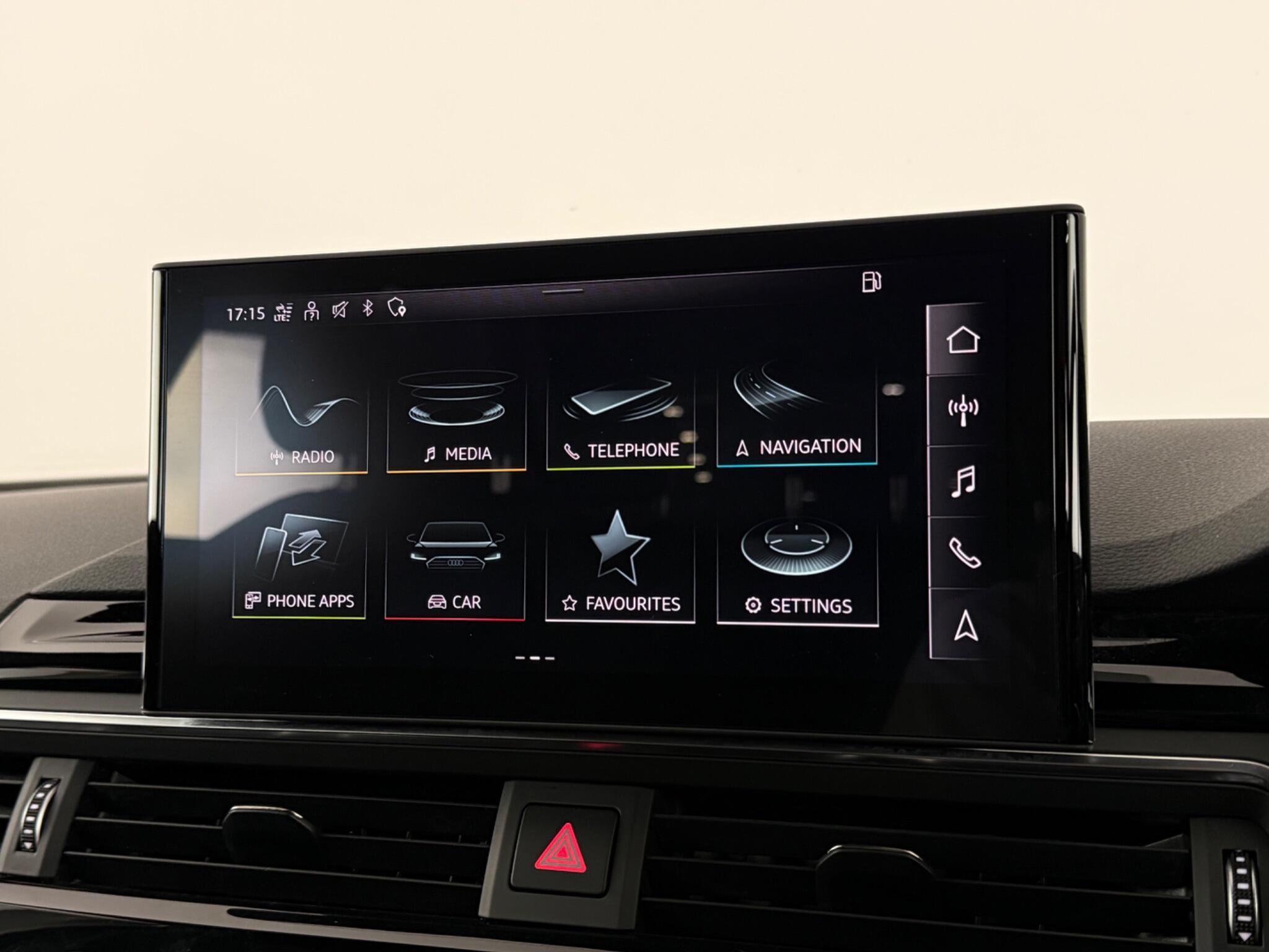 Audi A4 view 26