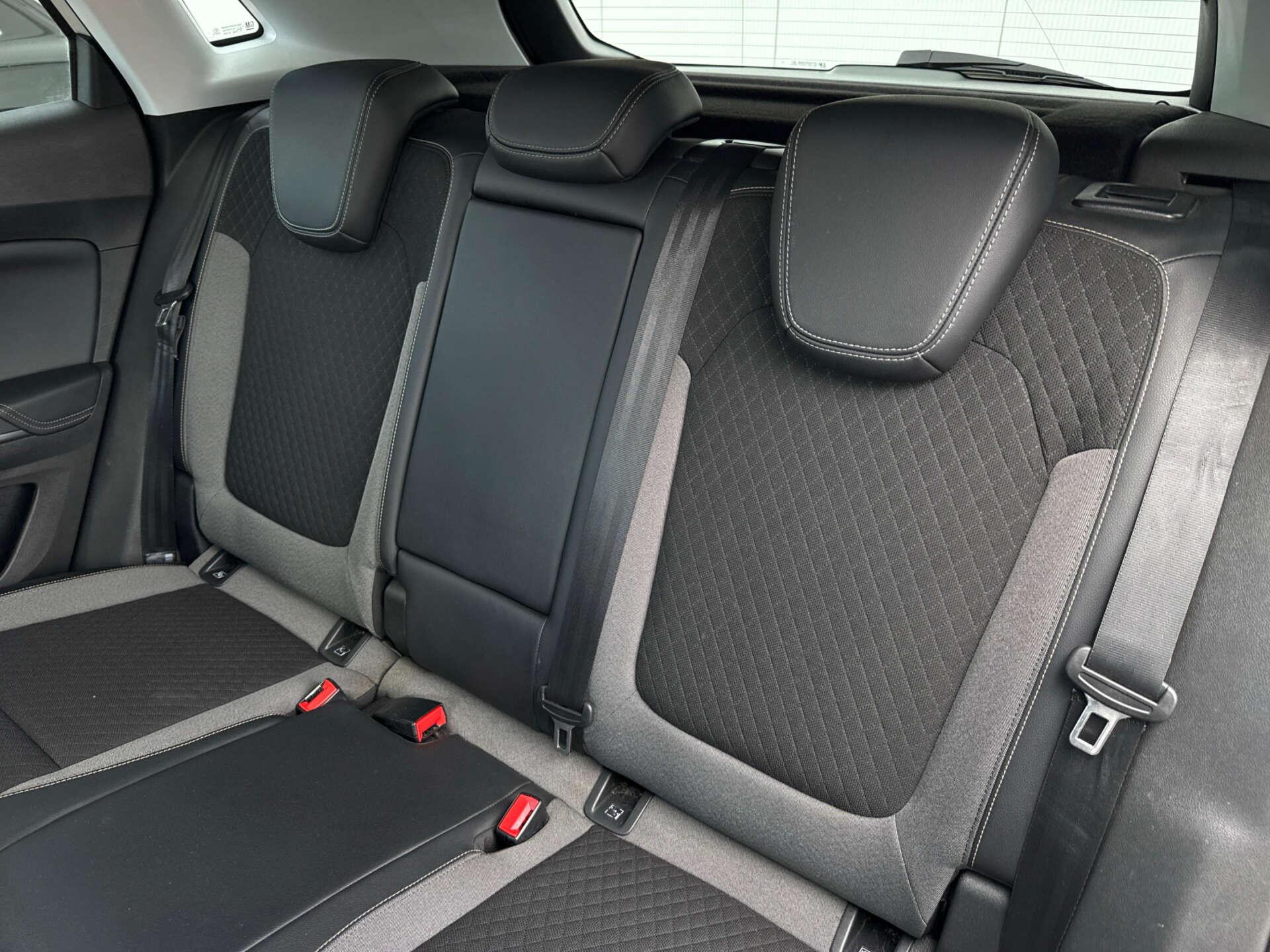 Vauxhall Grandland X view 42