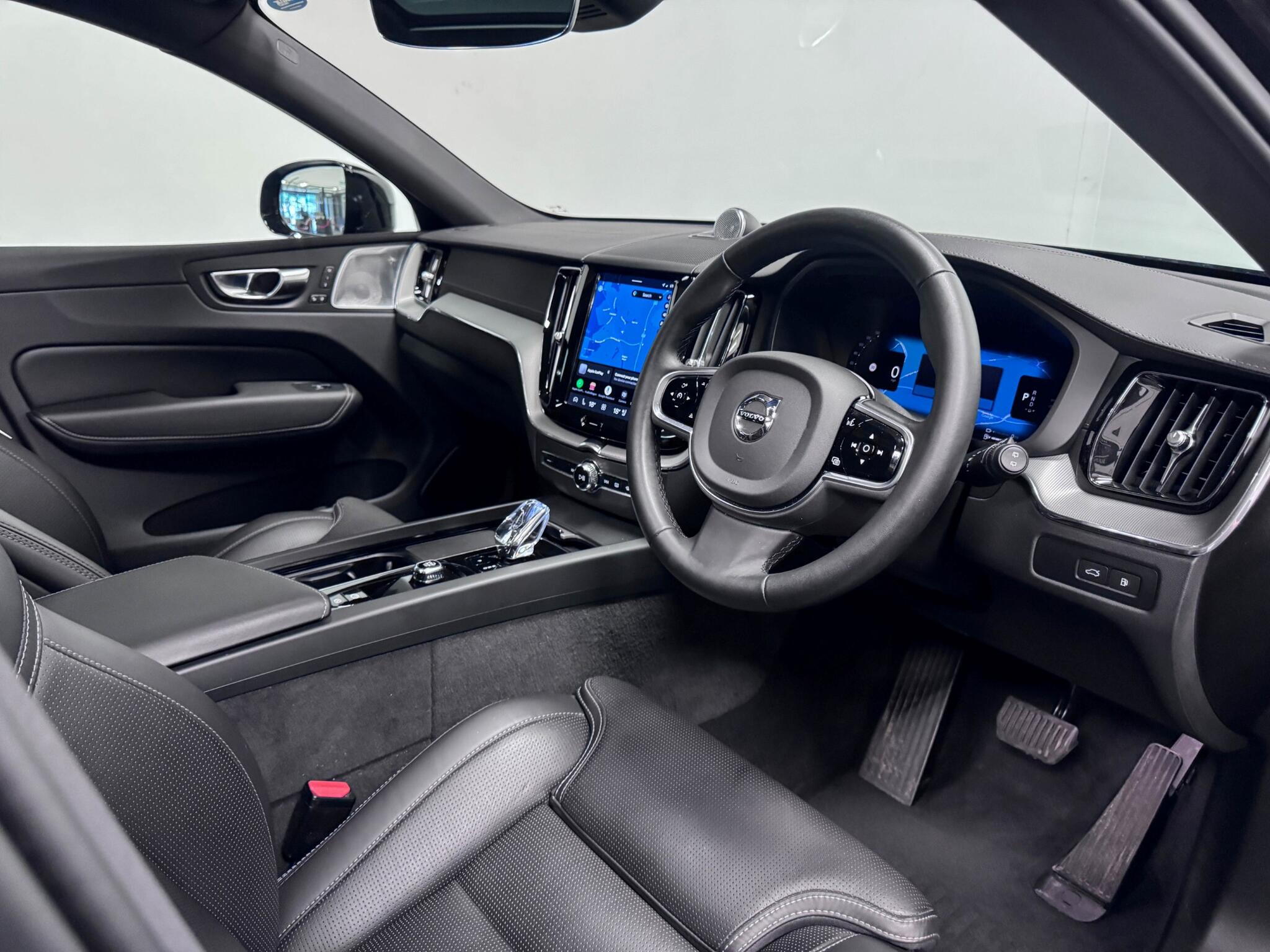 Volvo XC60 view 36