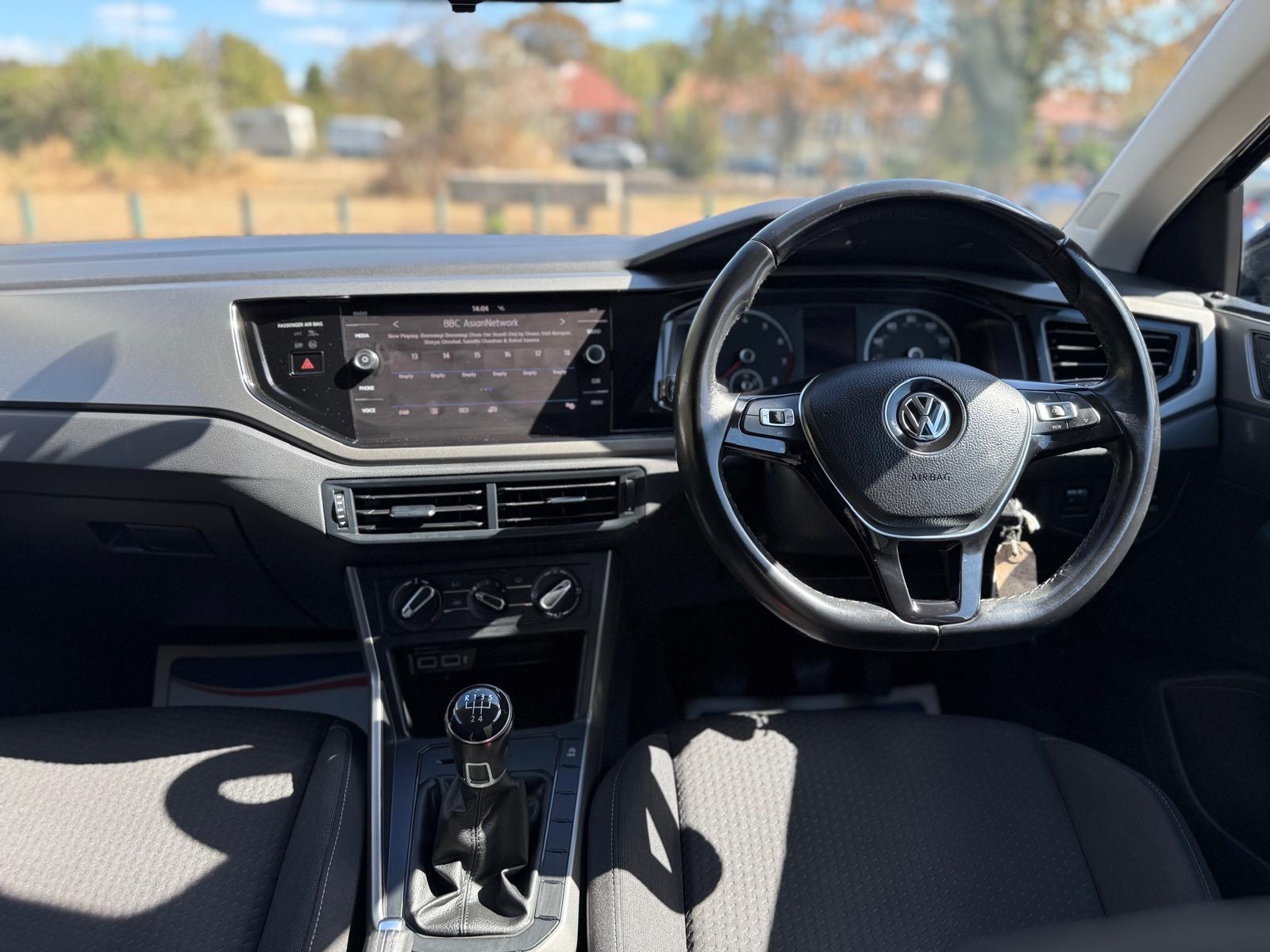 Volkswagen Polo view 27