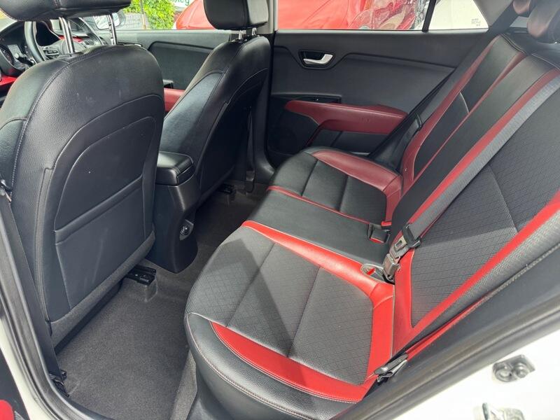 Kia Rio view 16