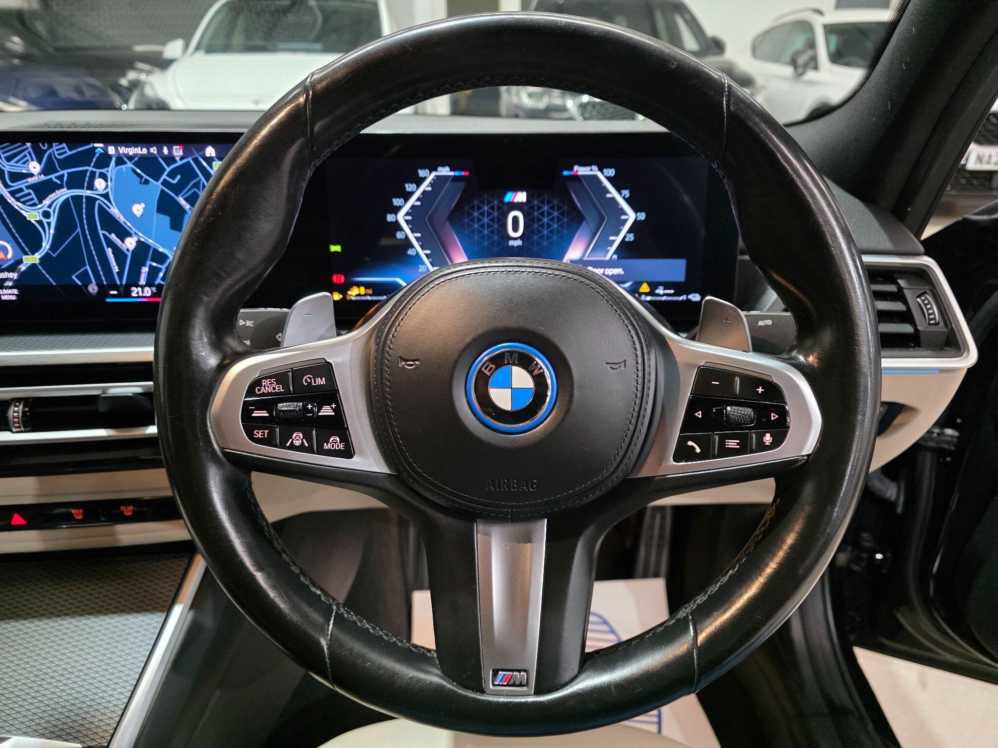 BMW 3 Series view 19