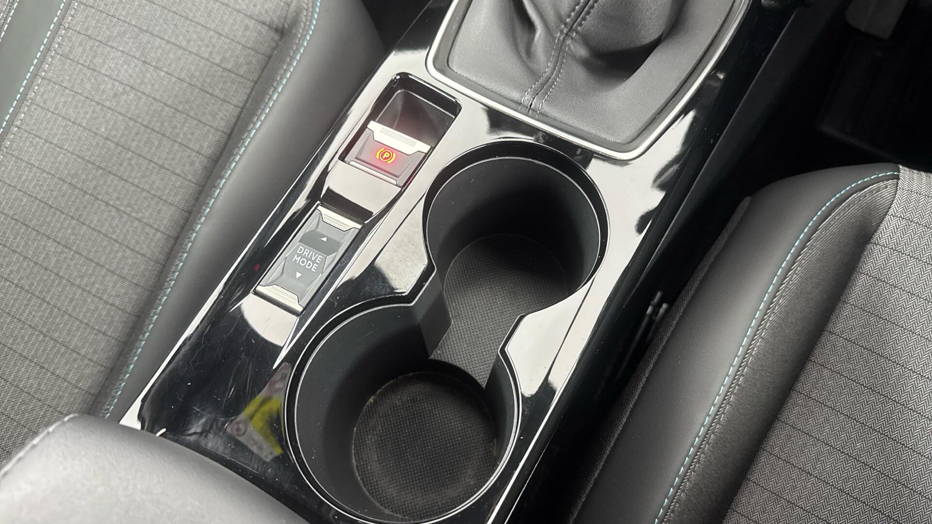 Peugeot 2008 view 37