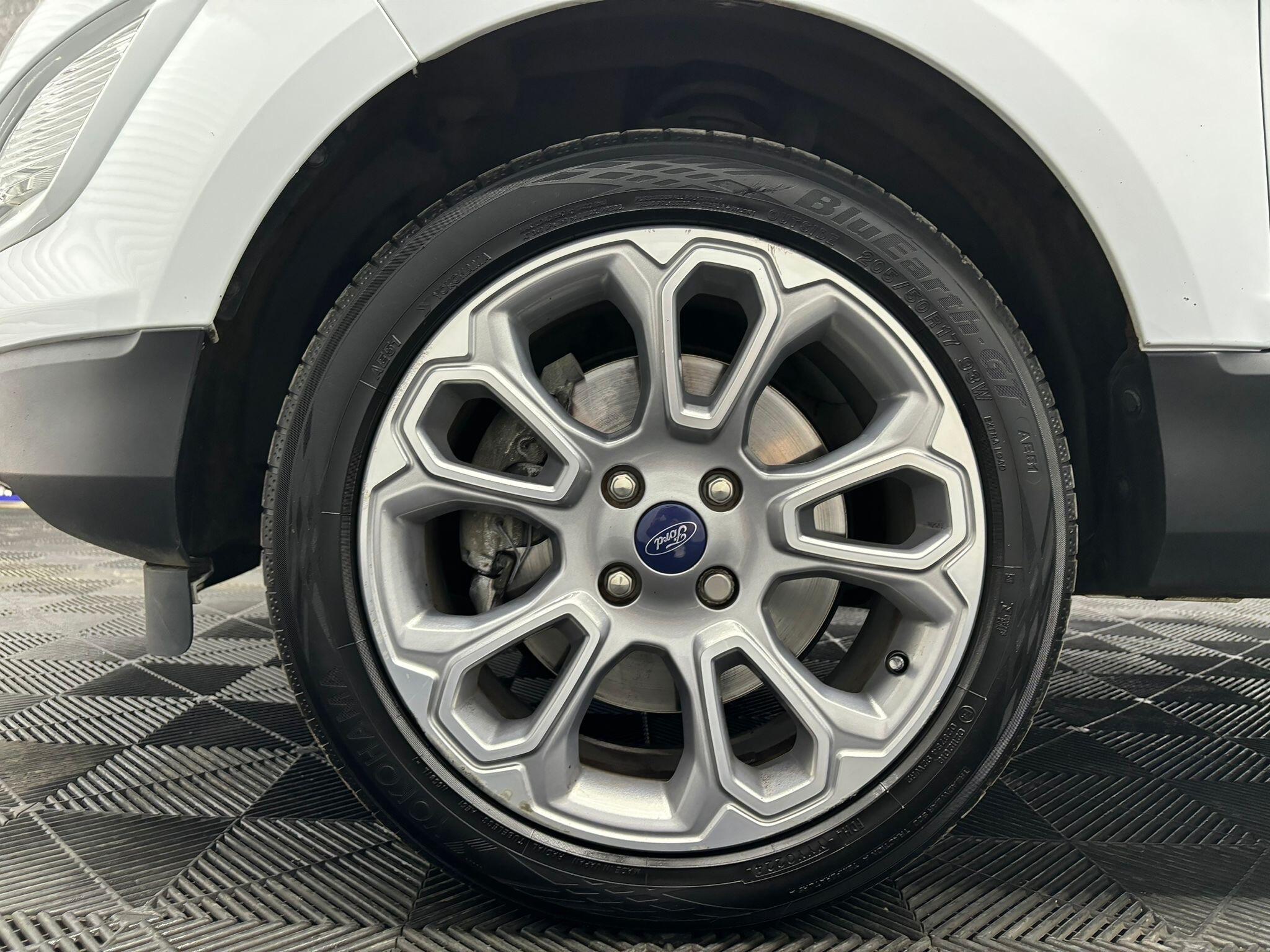 Ford Ecosport view 12