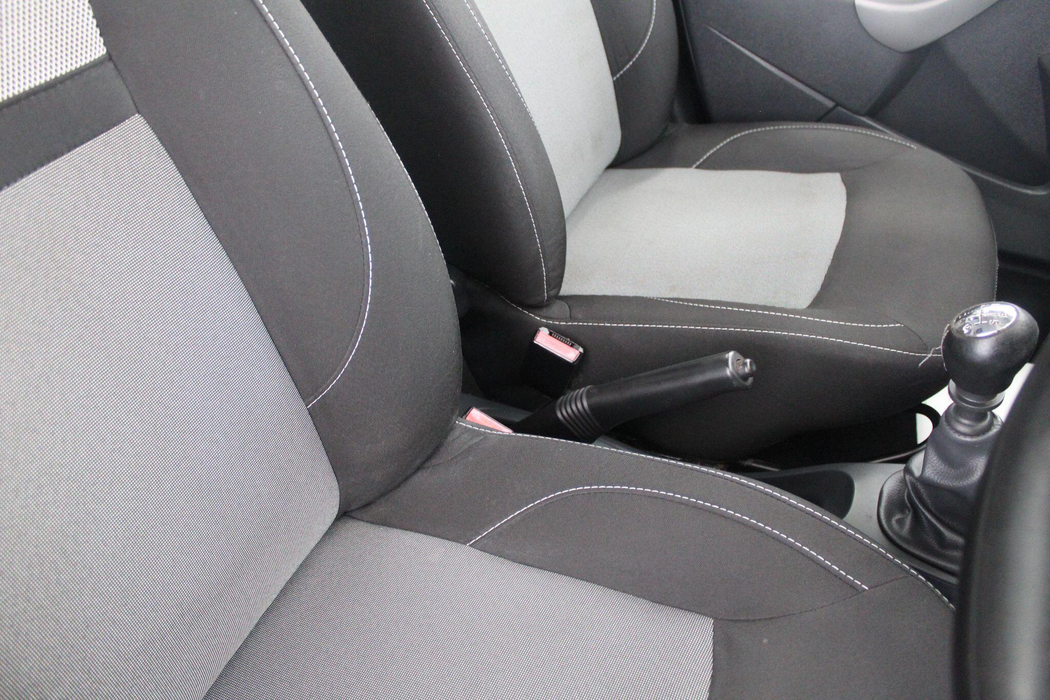 Dacia Duster view 42